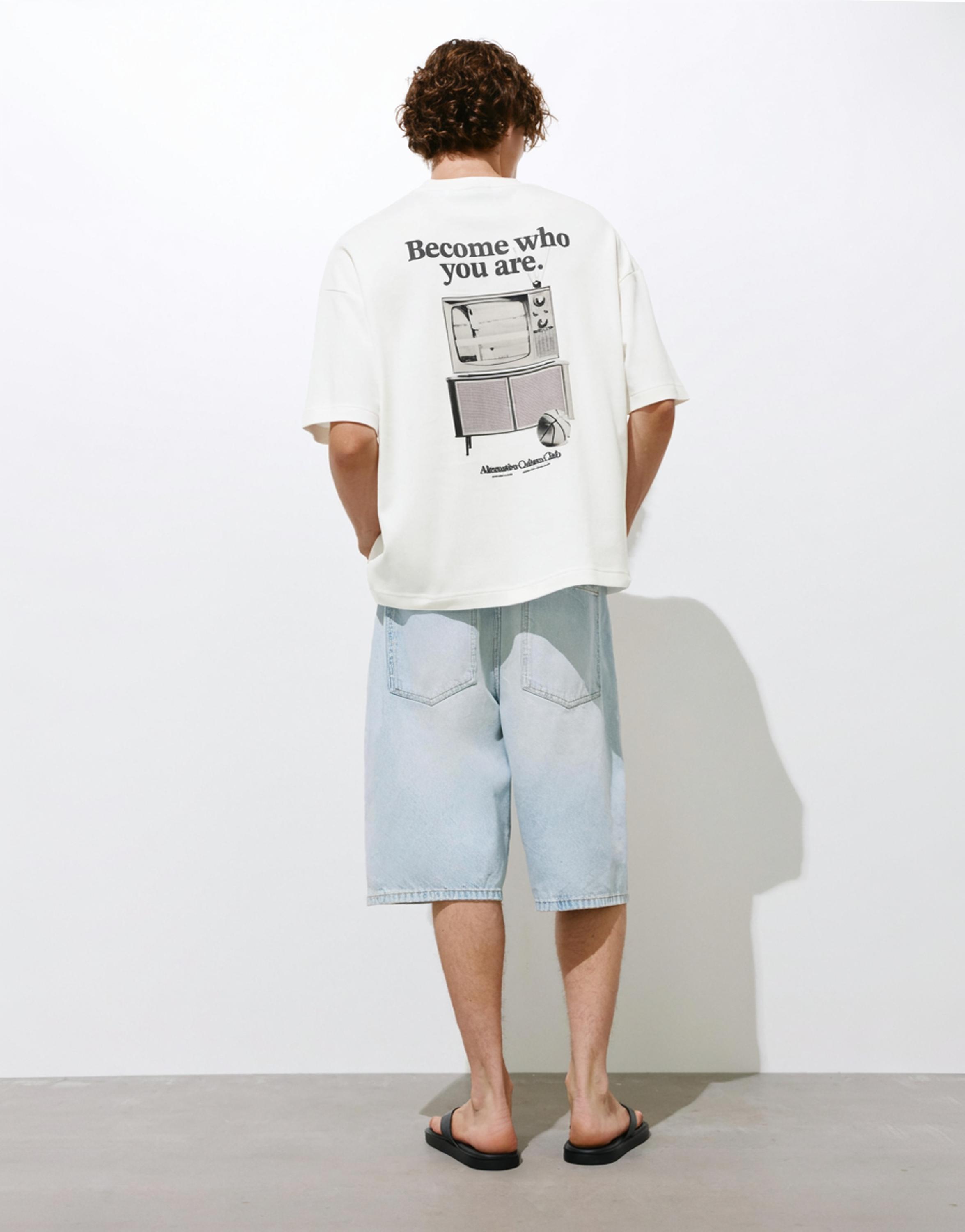 Short sleeve sweatshirt with graphic — Off white