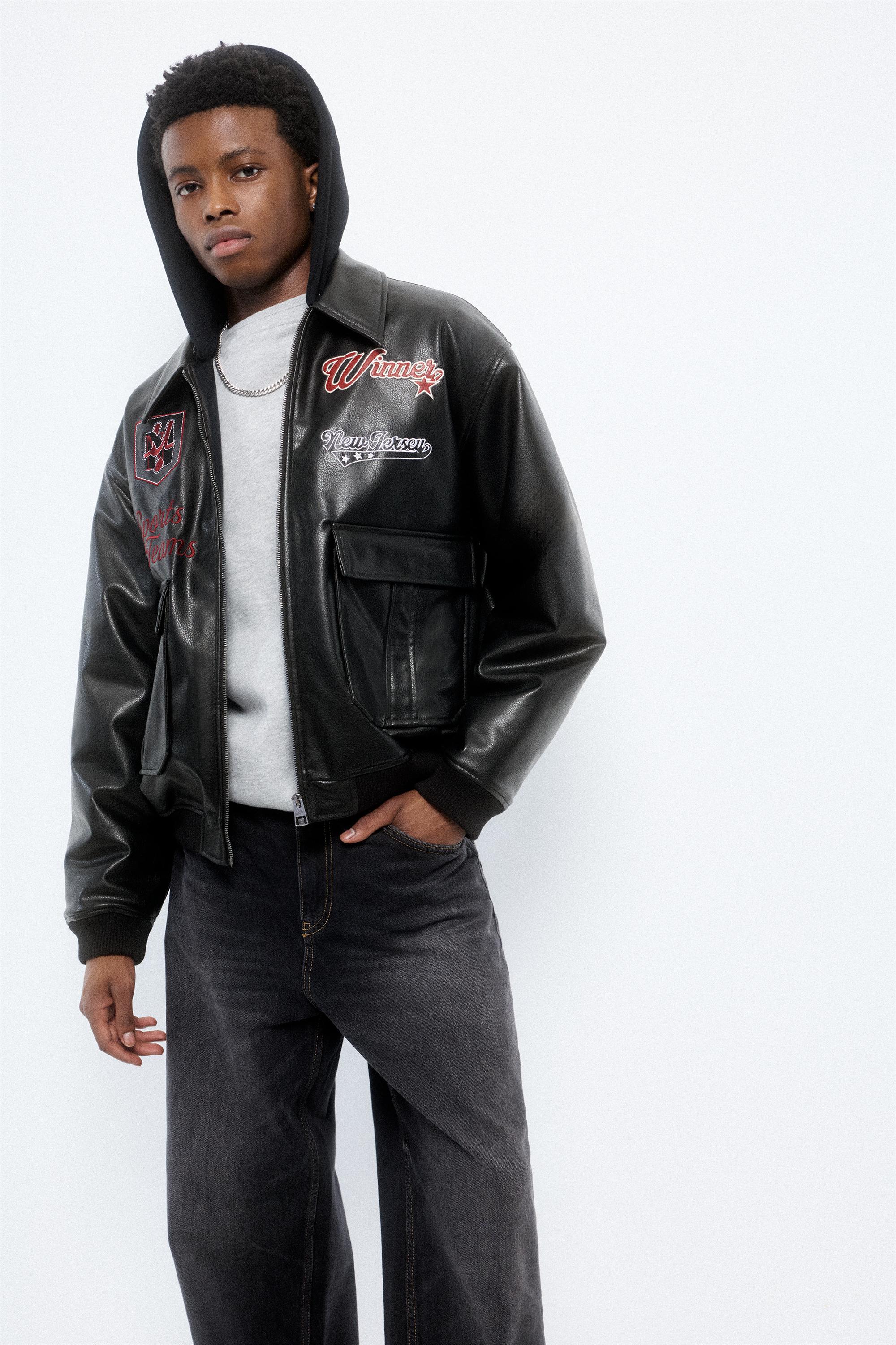 Chaqueta efecto piel capucha combinada