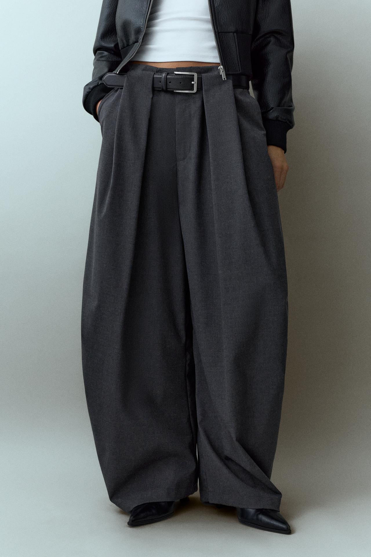 High-waist barrel trousers with pleats and belt — Dark grey