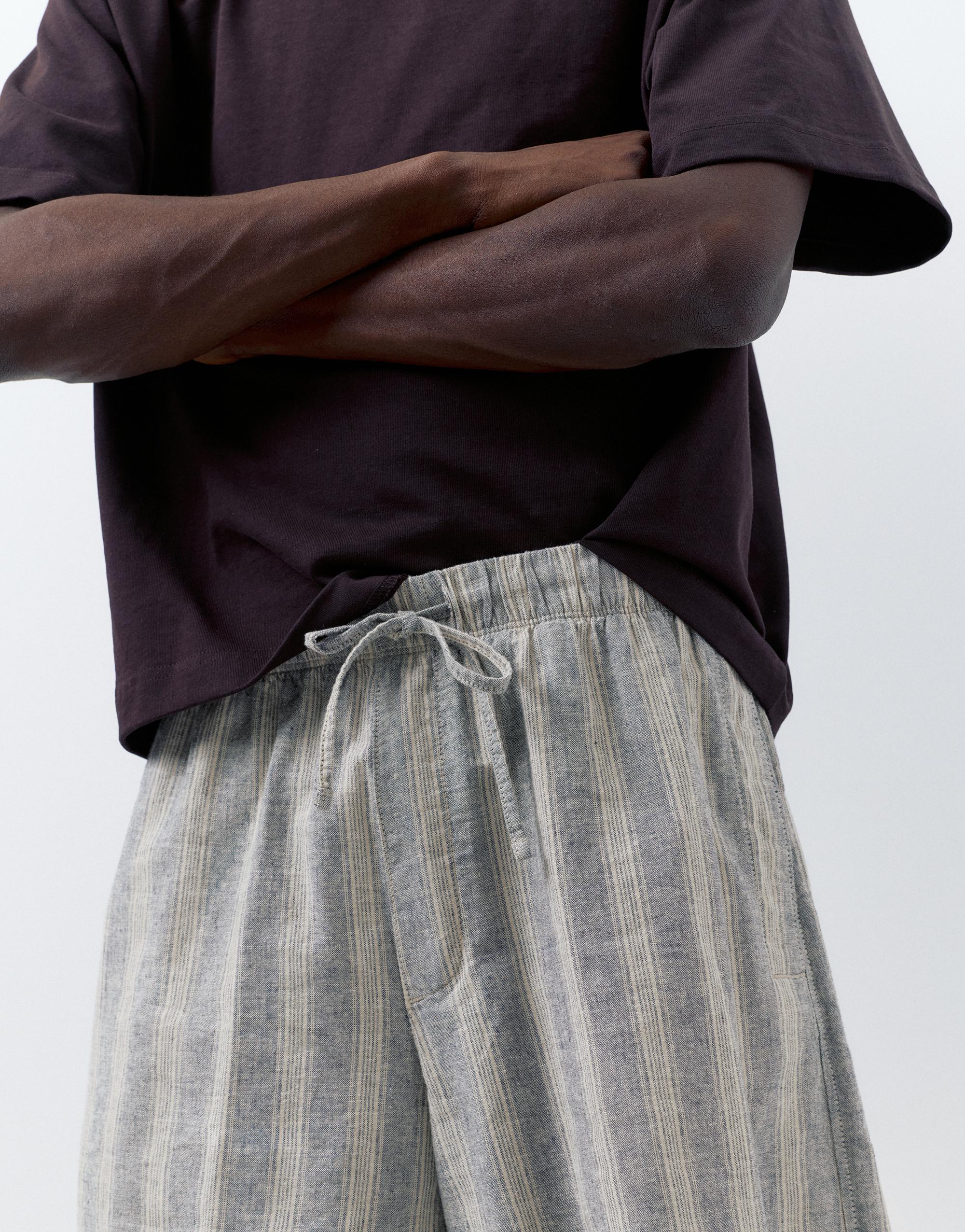 Linen blend Bermuda jogger shorts — Striped