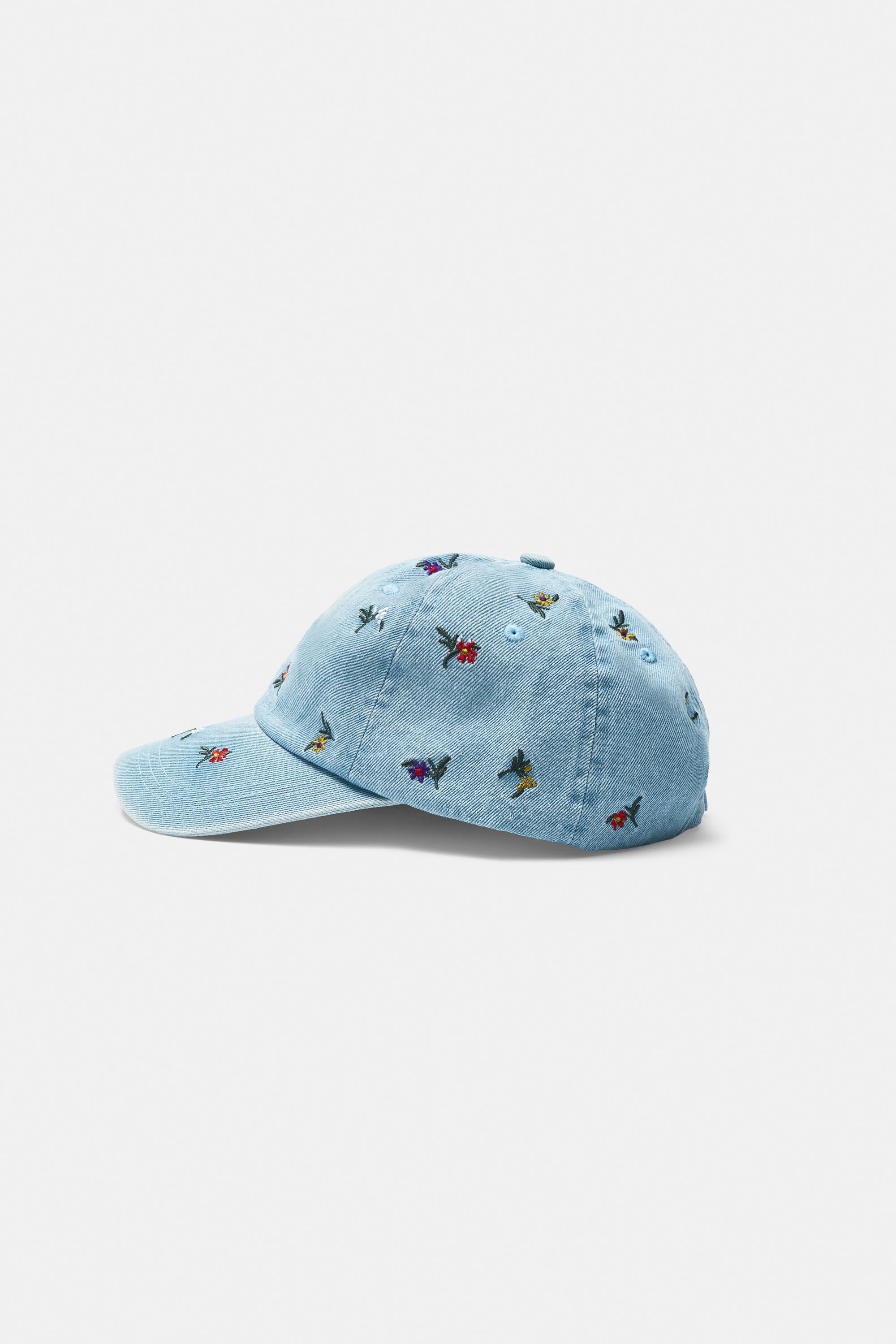 Embroidered floral cap — Black