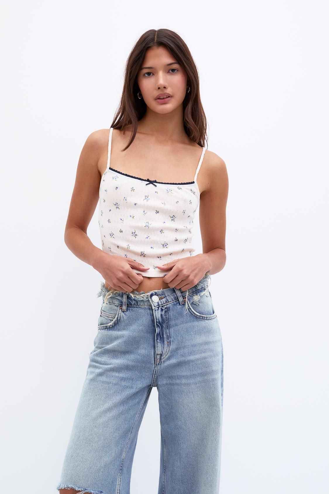 Strappy floral lace-trimmed top - pull&bear