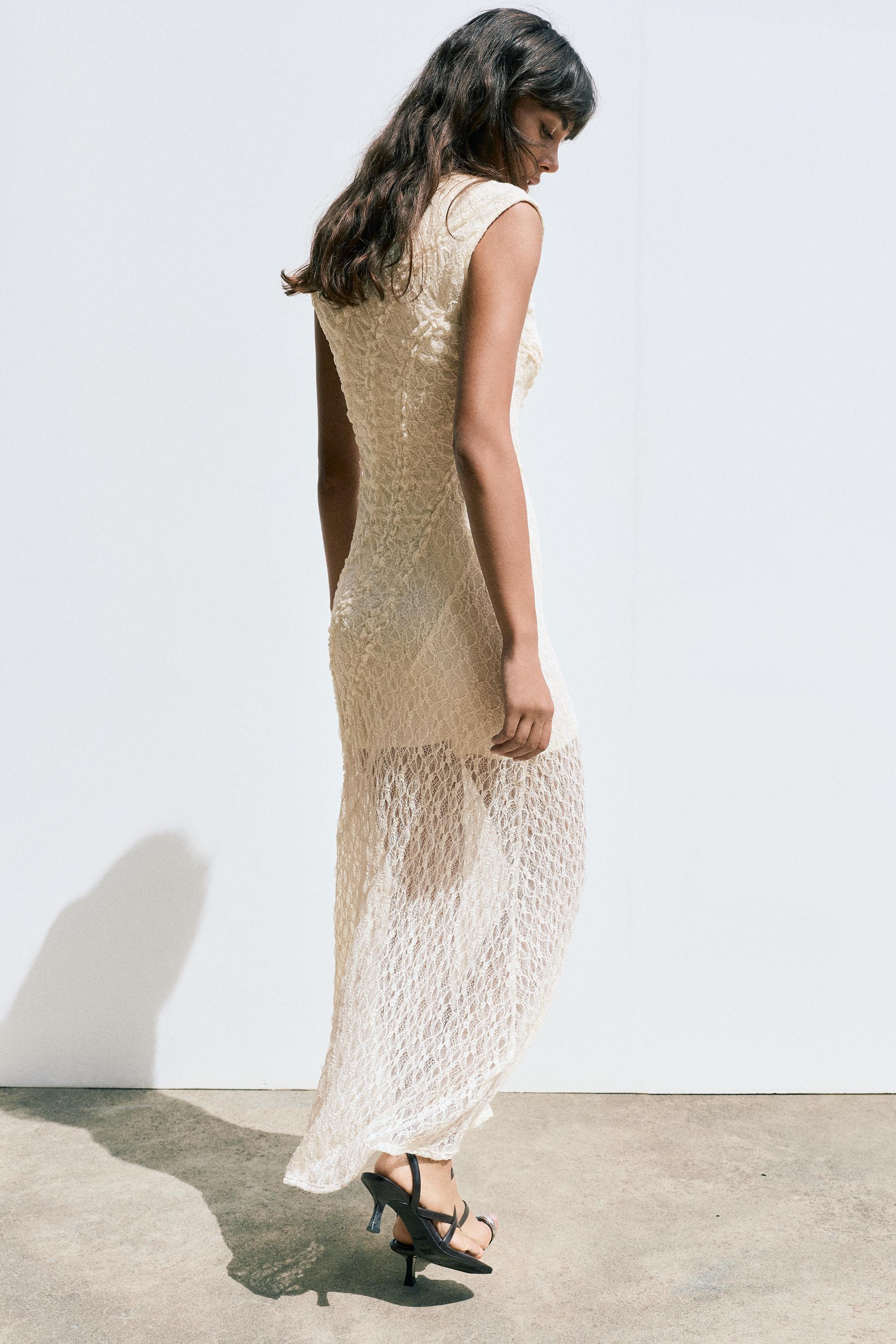 Fitted lace midi dress — Ecru