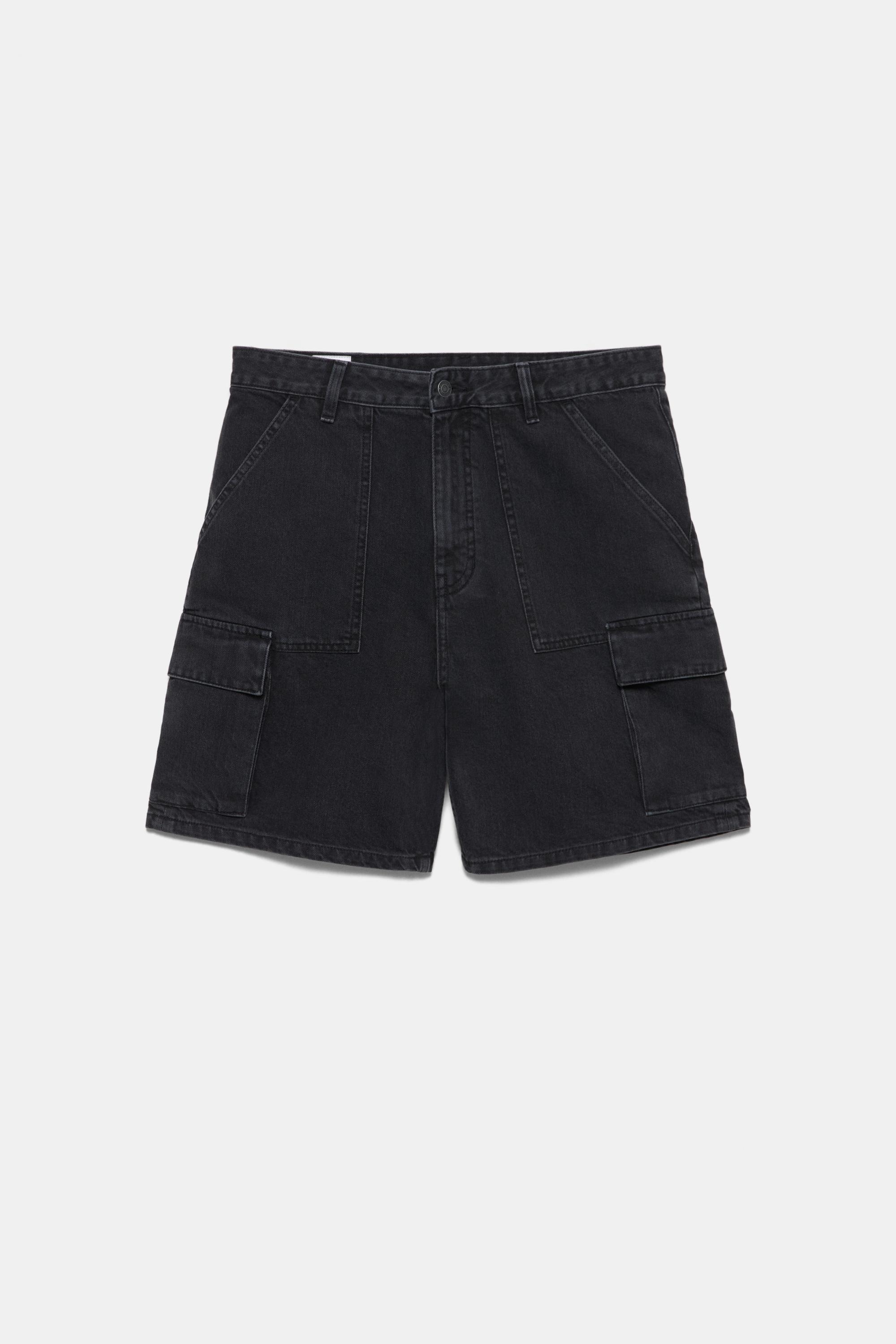 Baggy cargo Bermuda shorts — Faded black