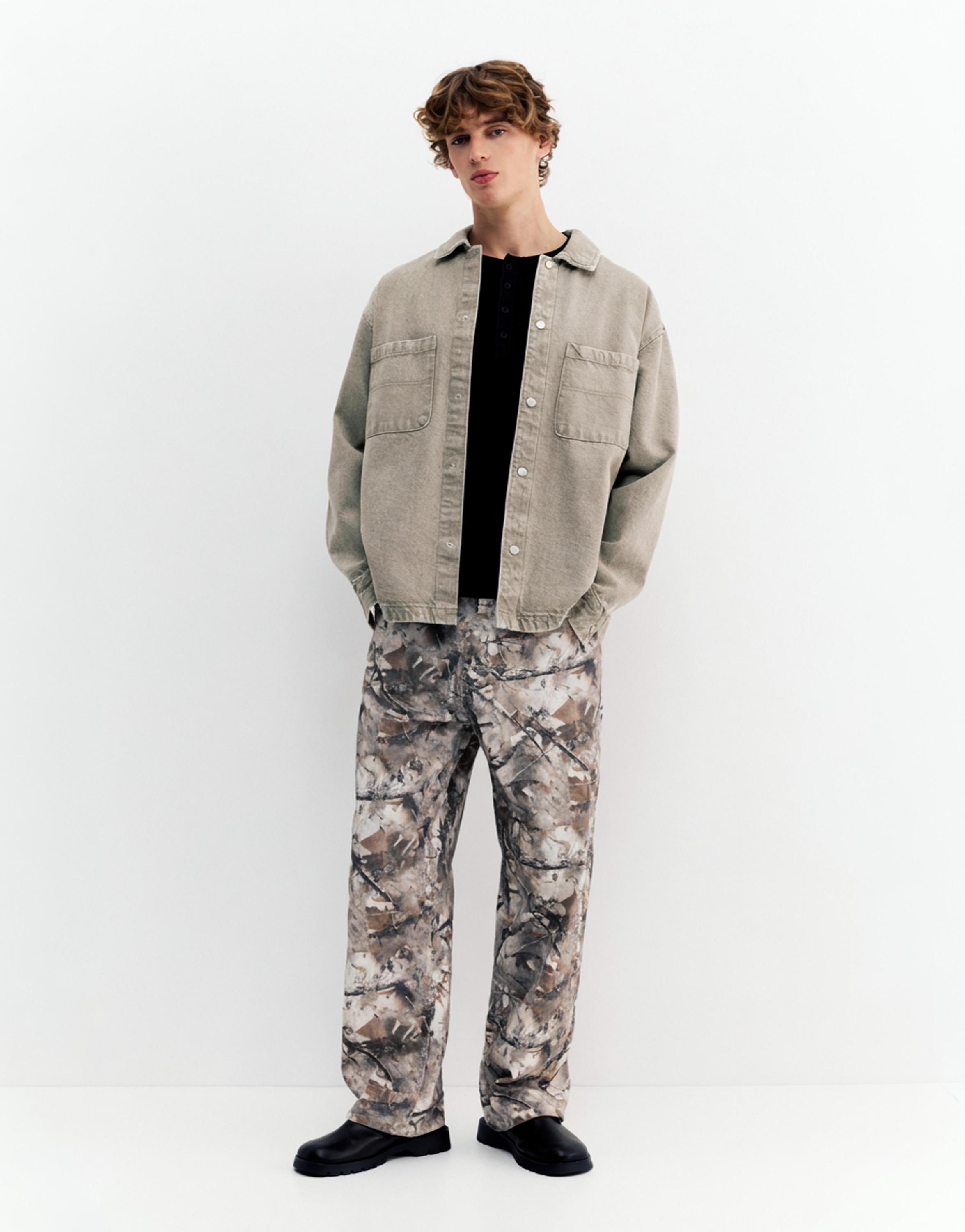 Soluk görünümlü jean gömlek - Görsel 13