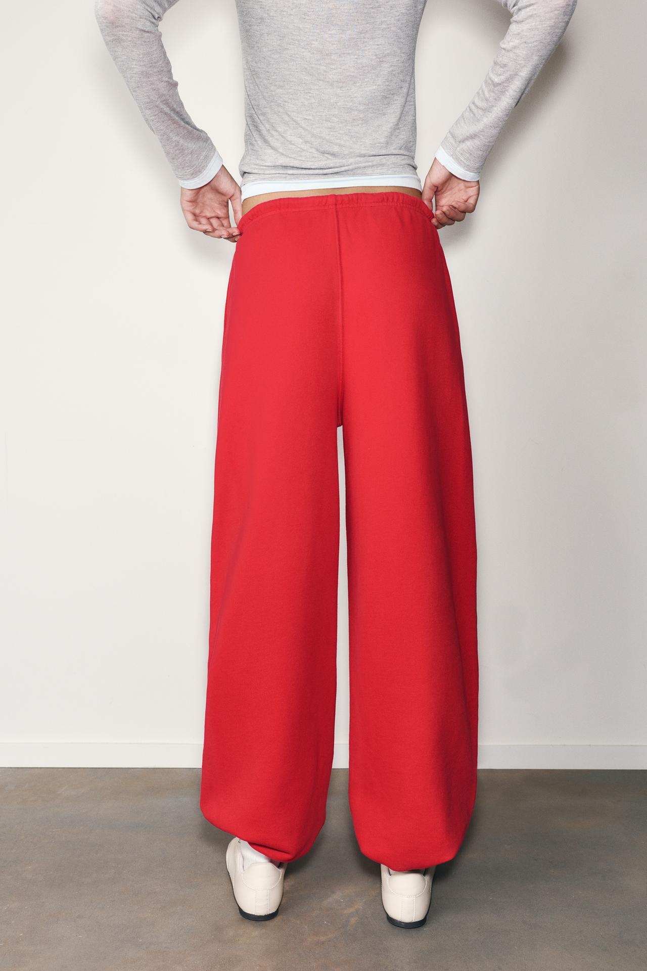 Joggers with elastic hems — Red