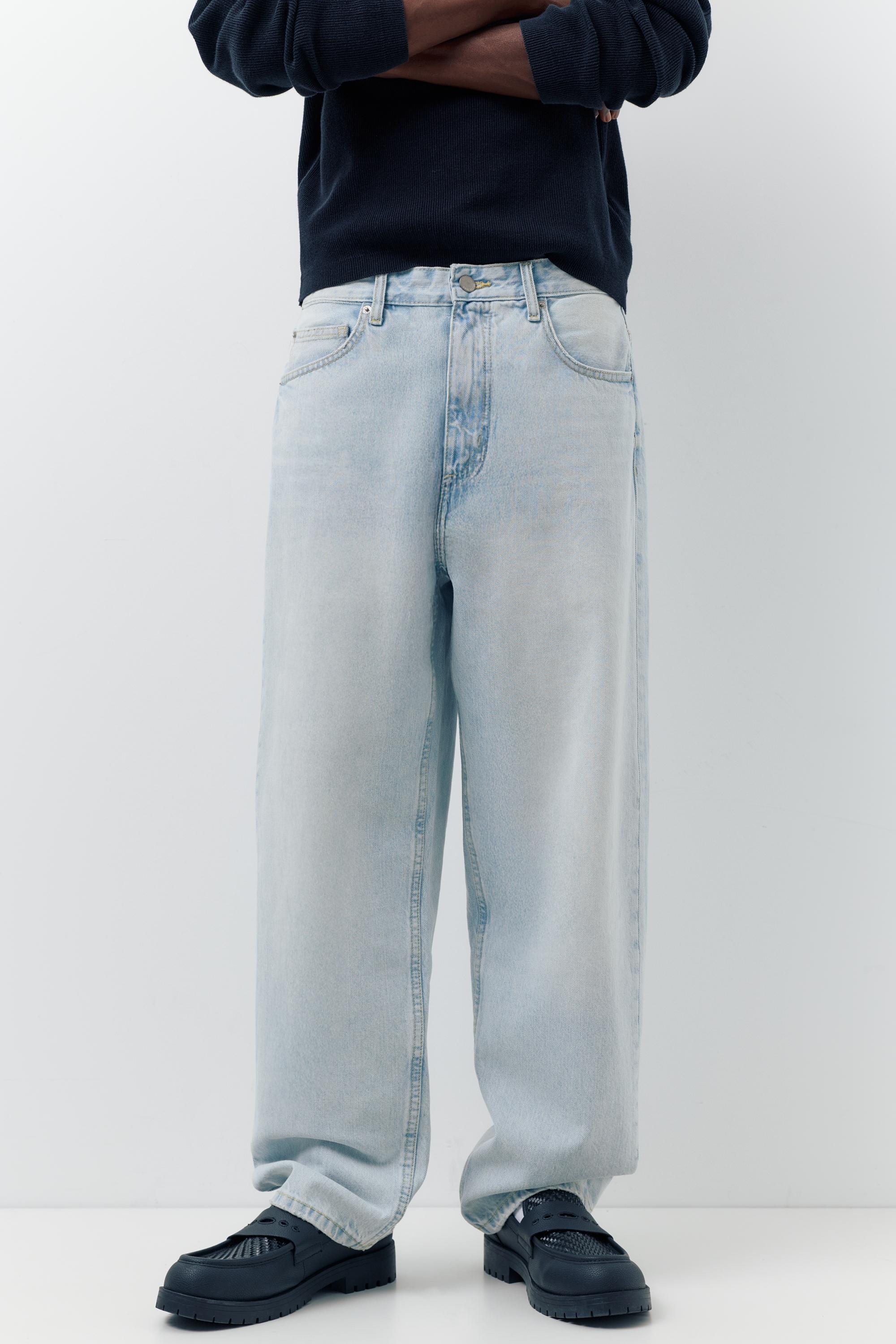 Baggy jeans — Pale blue