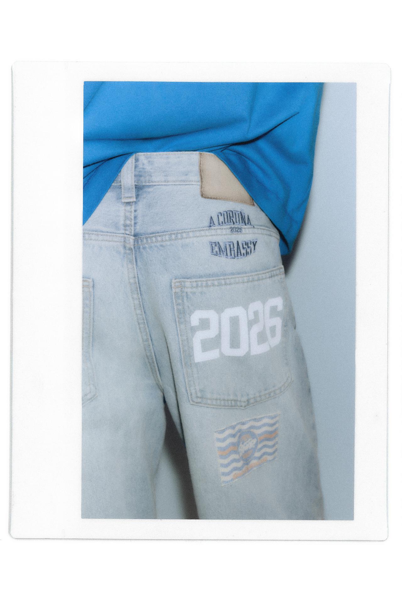 Printed baggy jeans — Pale indigo
