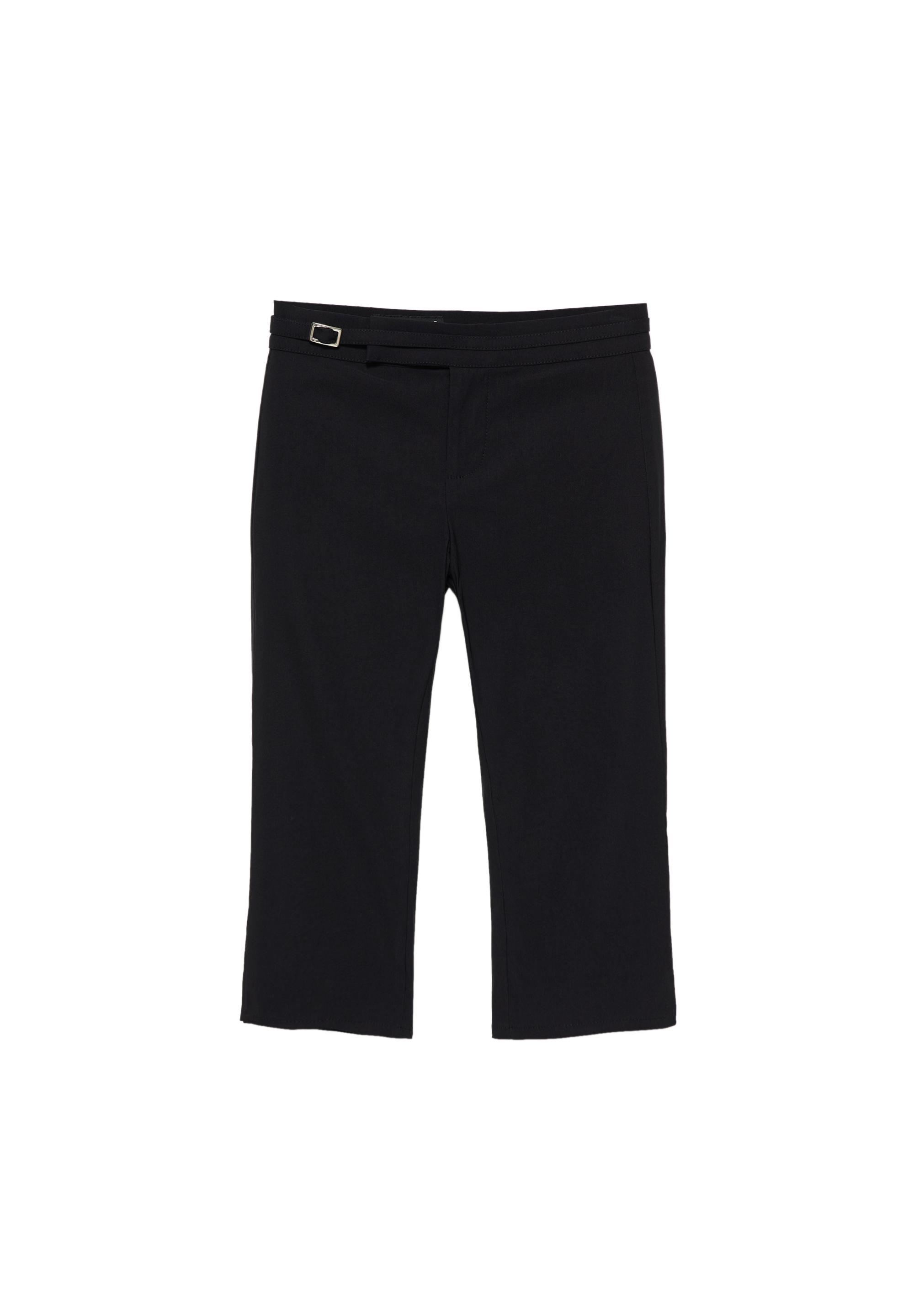 Belted capris — Black