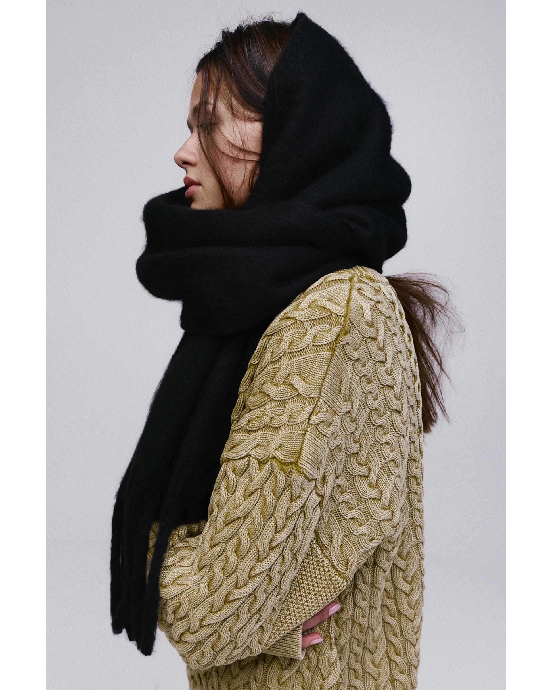 Maxi mohair-effect scarf — Black