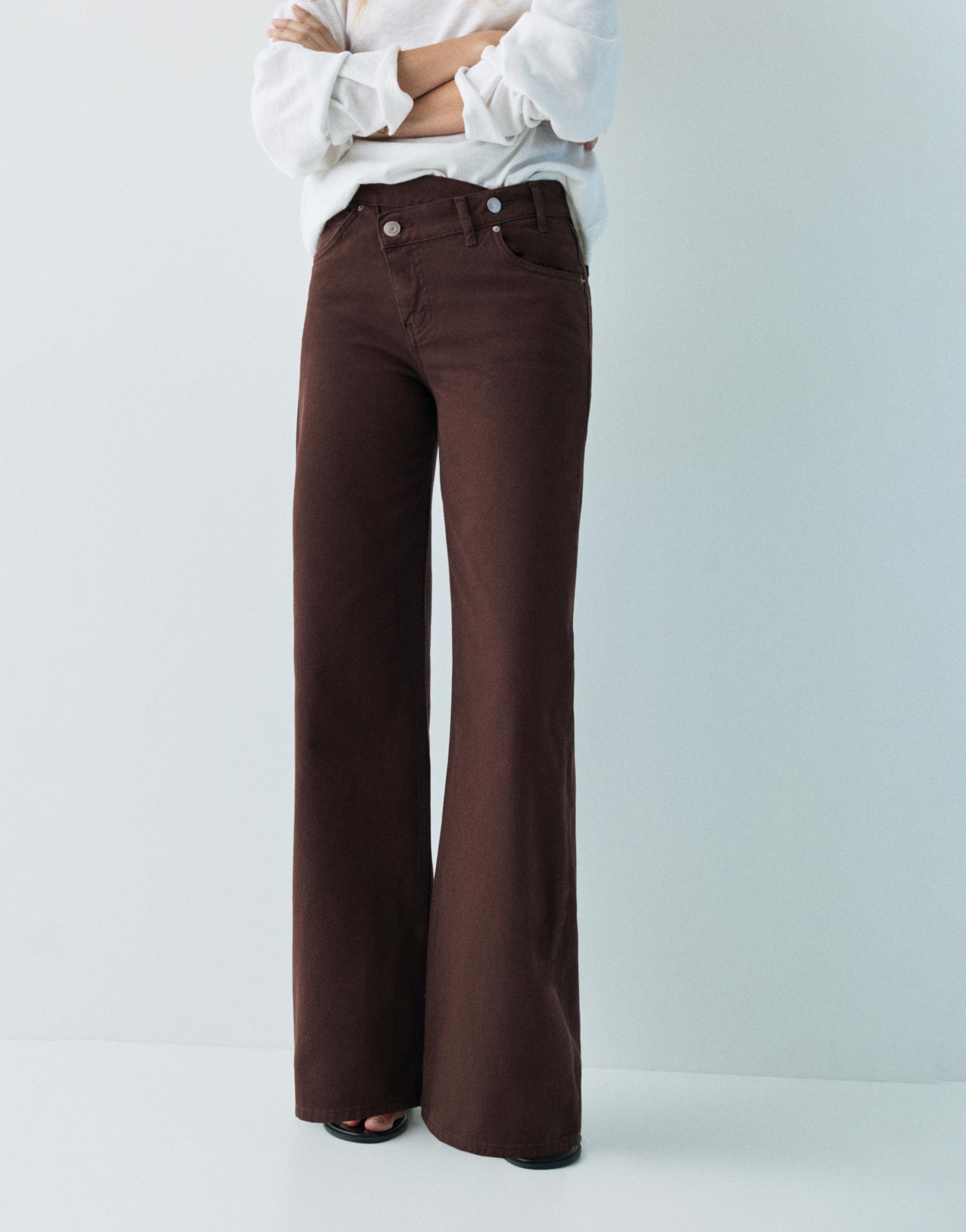 Wide leg jeans with crossover waistband — Brown