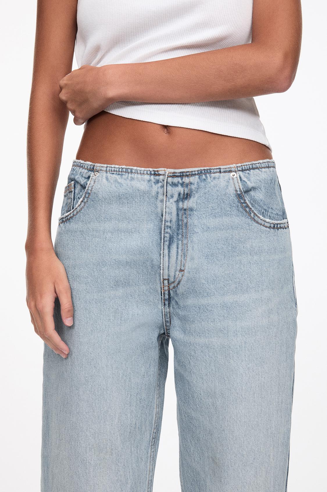 Straight-Leg-Jeans mit Mid-Rise-Bund - PULL&BEAR