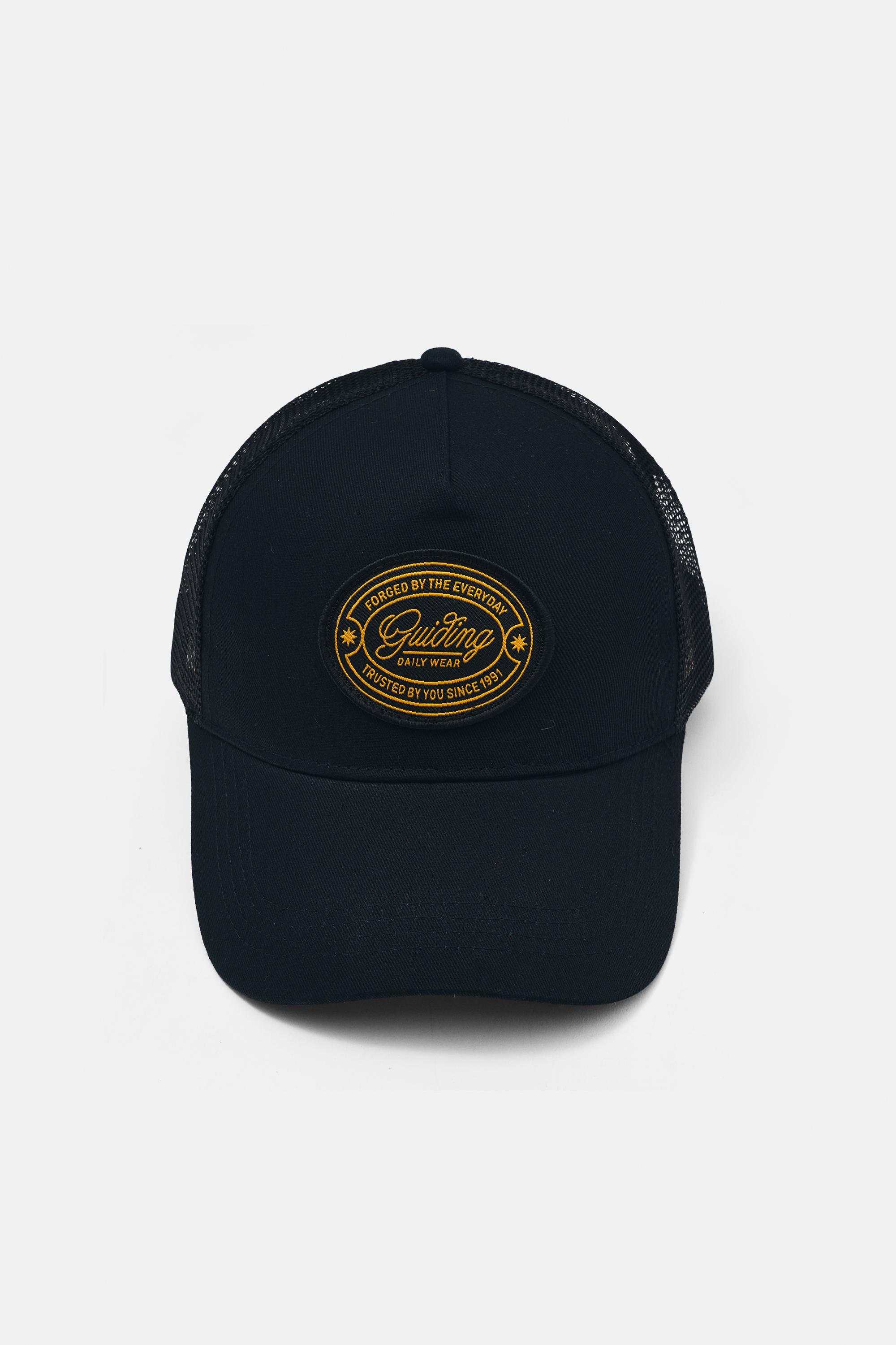 Embroidered patch trucker cap — Black