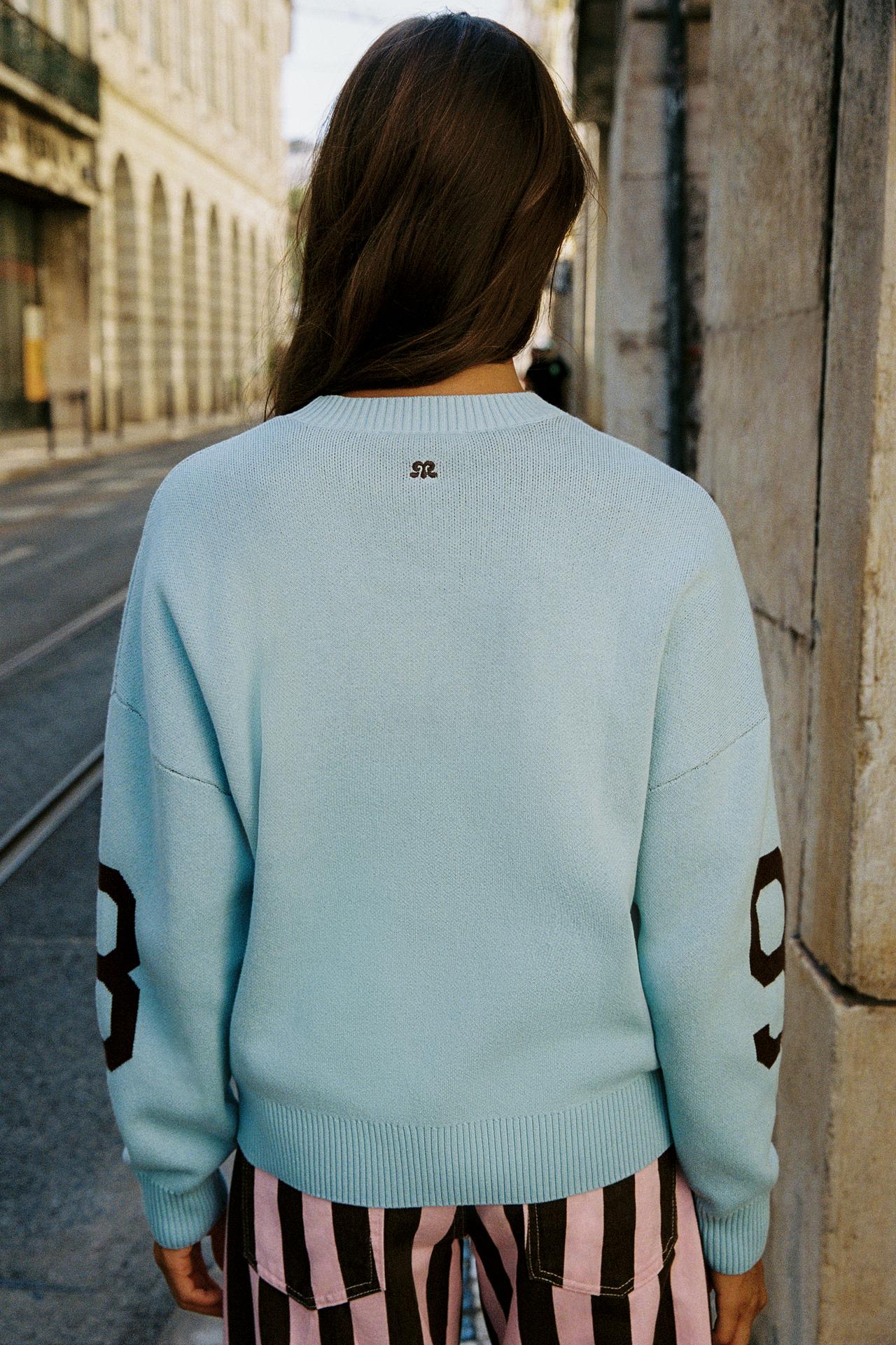 Light blue number 8 jumper — Pastel blue