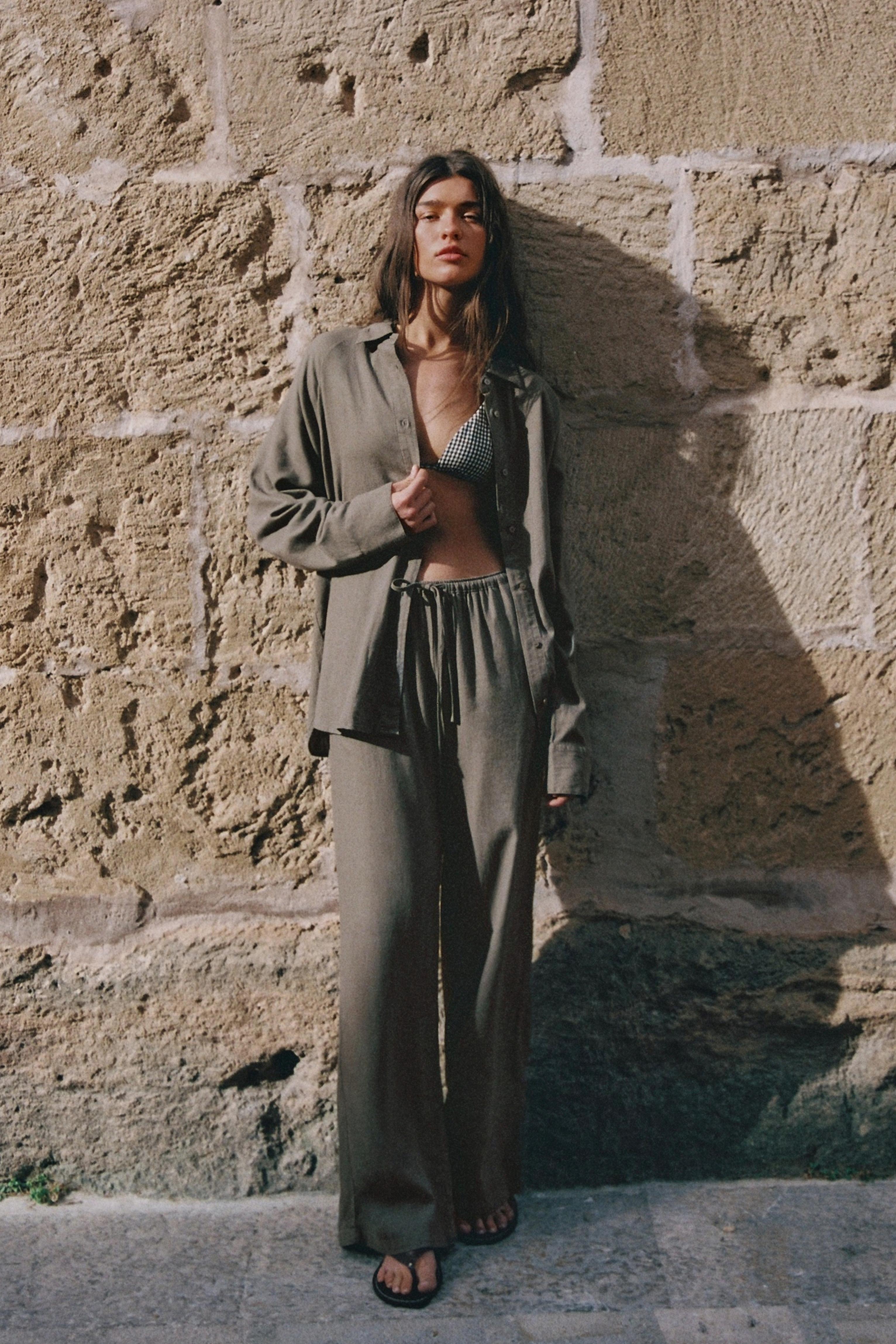 Flowy trousers with linen — Mole brown