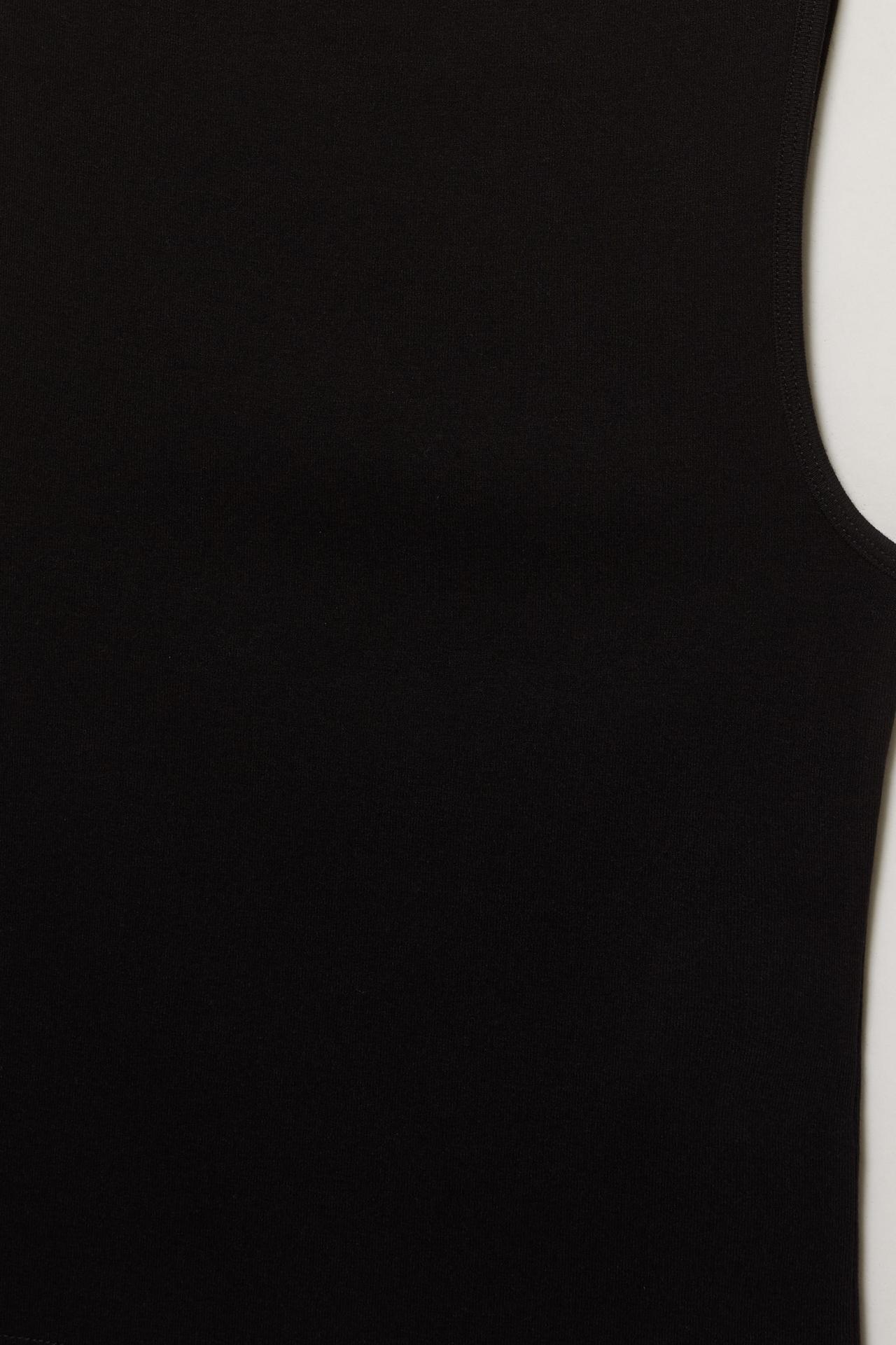 Boat neck tank top — Black