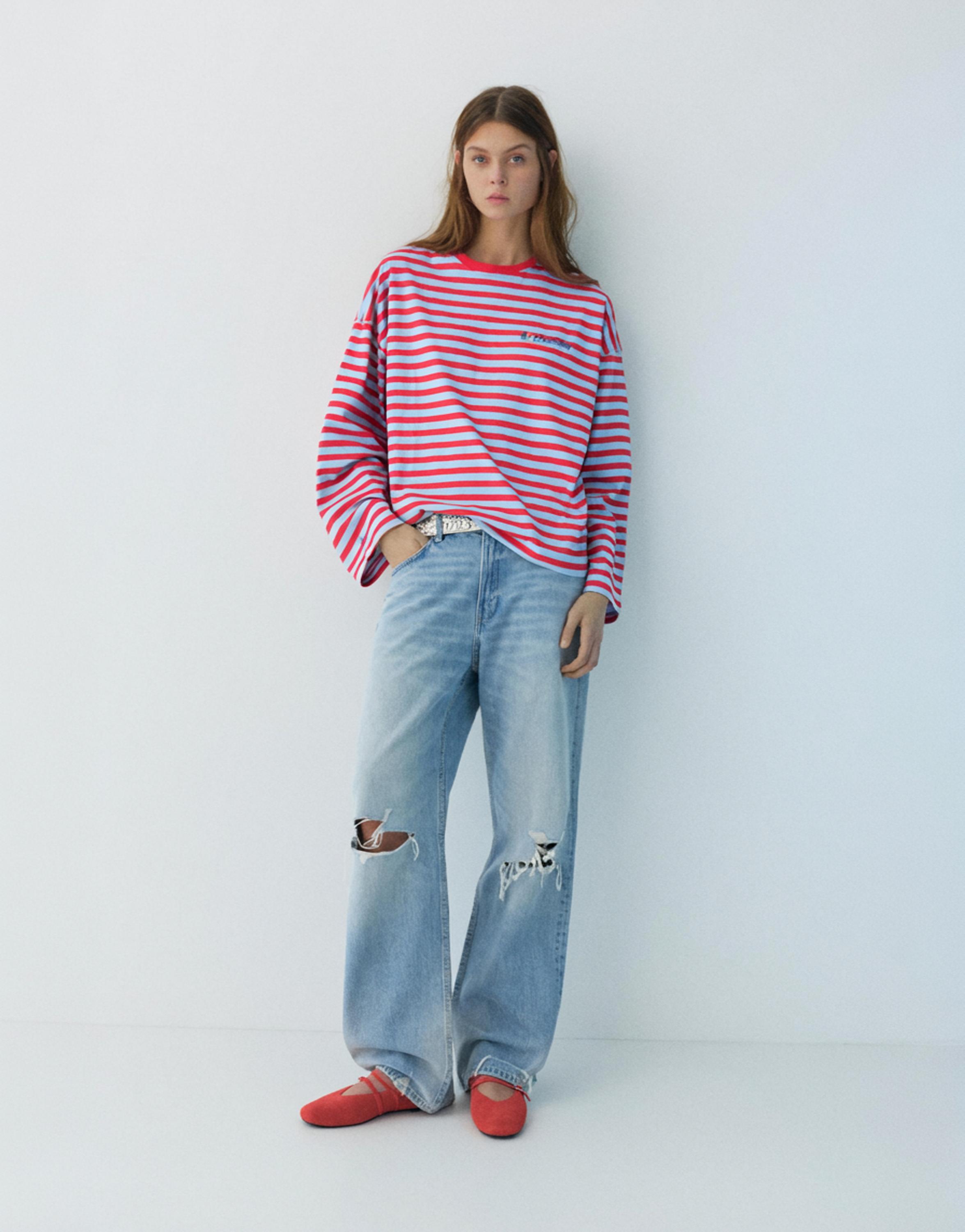 Yazı detaylı çizgili t-shirt - Görsel 11