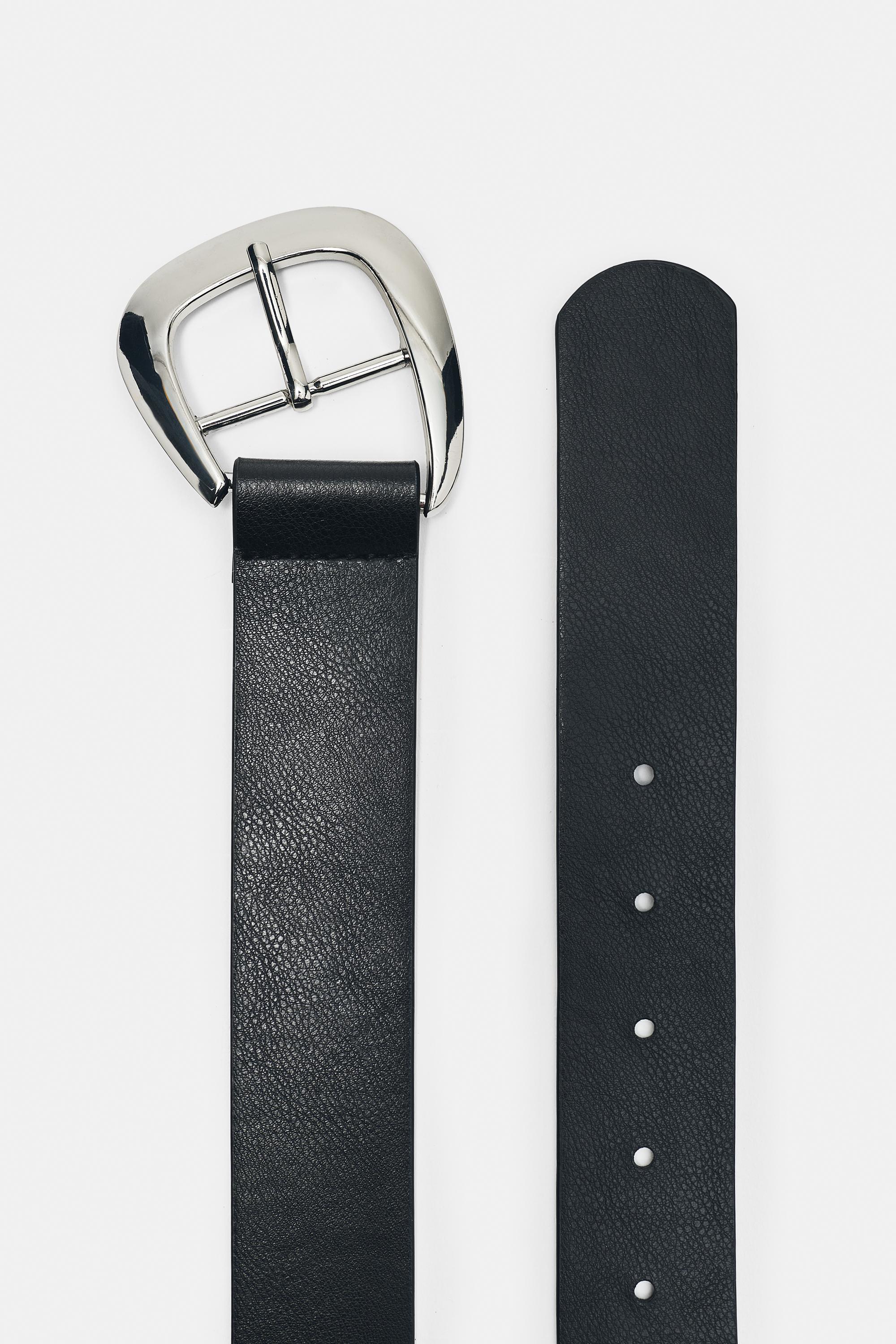 Metallic buckle belt — Black (alternate view)