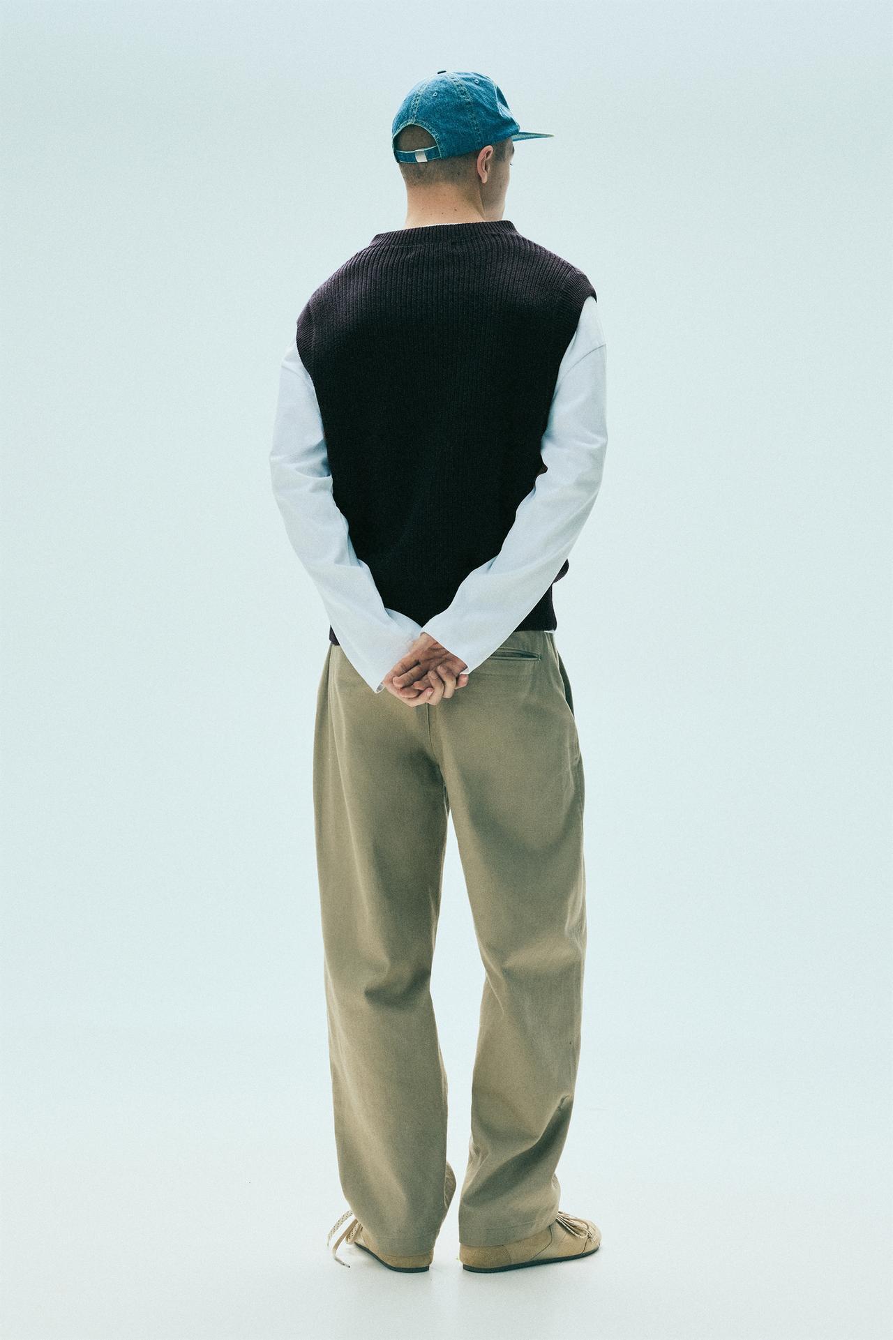 Knit vest — Navy