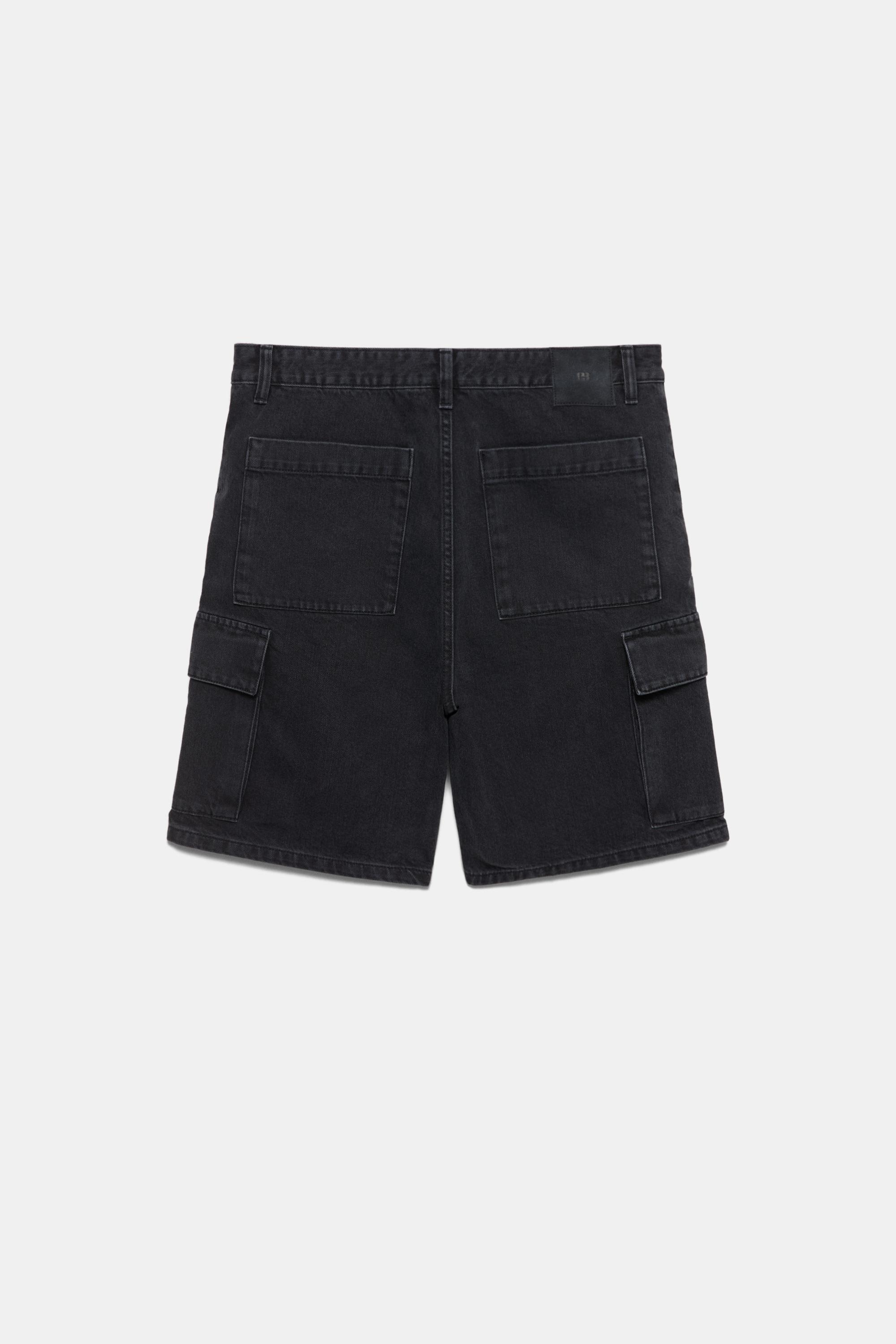 Baggy cargo Bermuda shorts — Faded black