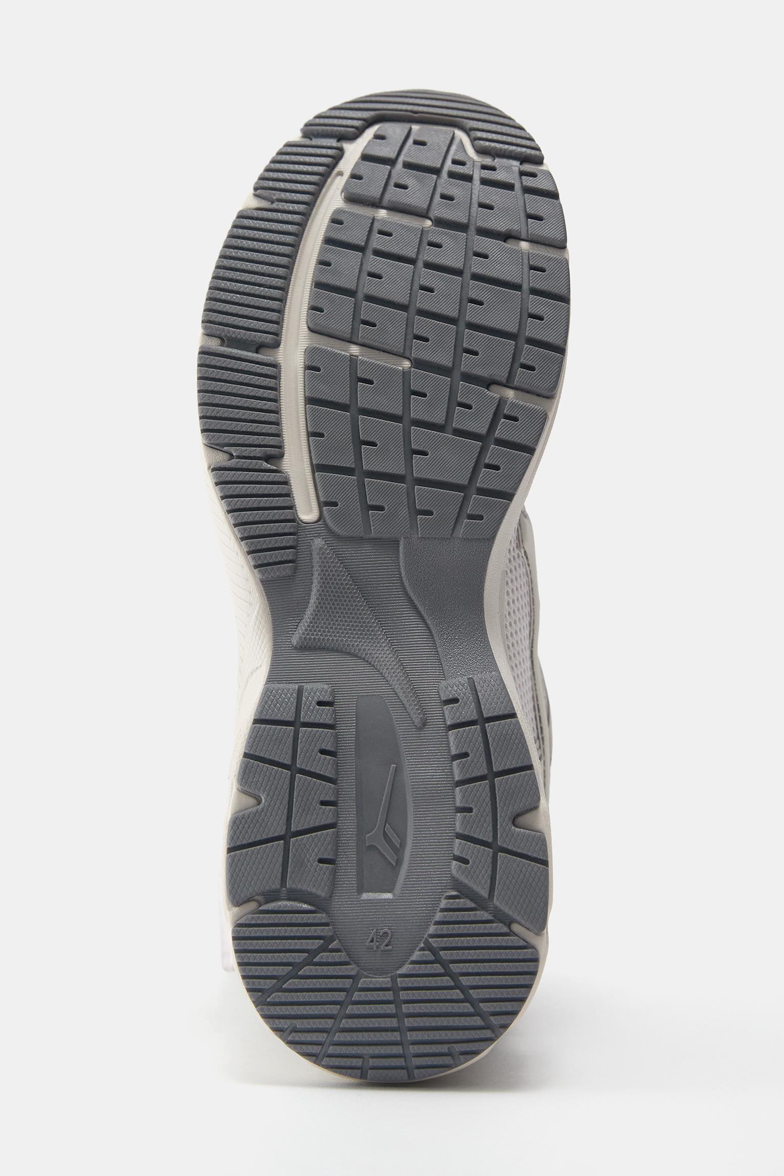 Multi-piece trainers — Ecru