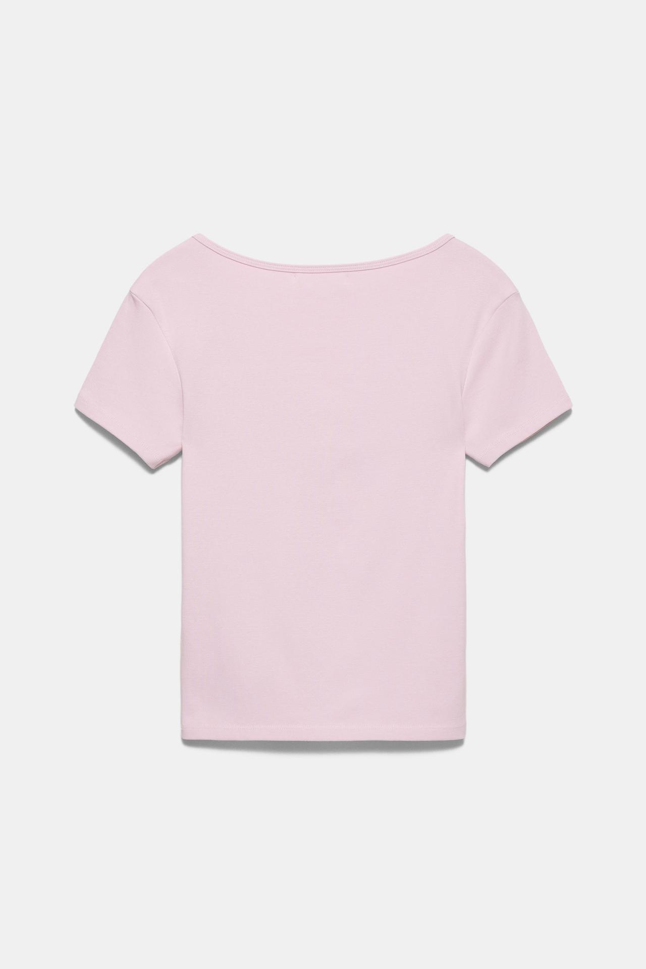 V-neck T-shirt — Pink