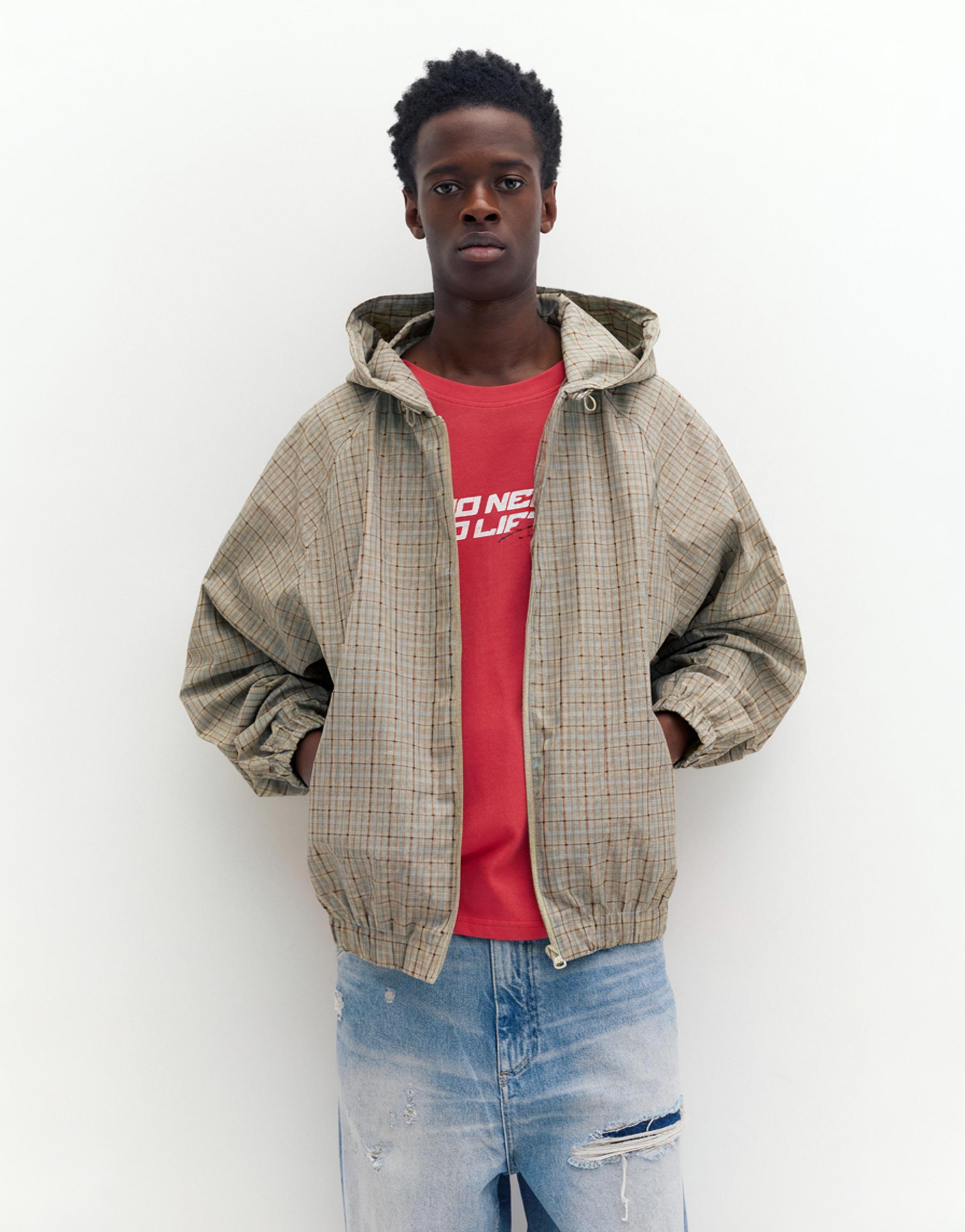 Kapüşonlu kareli hafif yağmurluk - Görsel 10