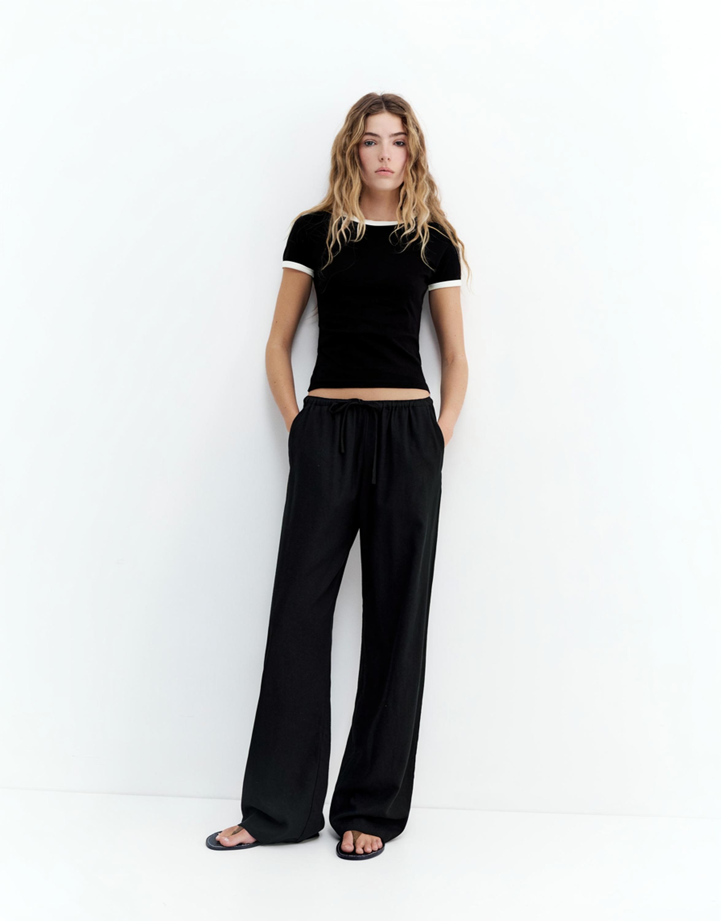 Flowy trousers with linen — Black