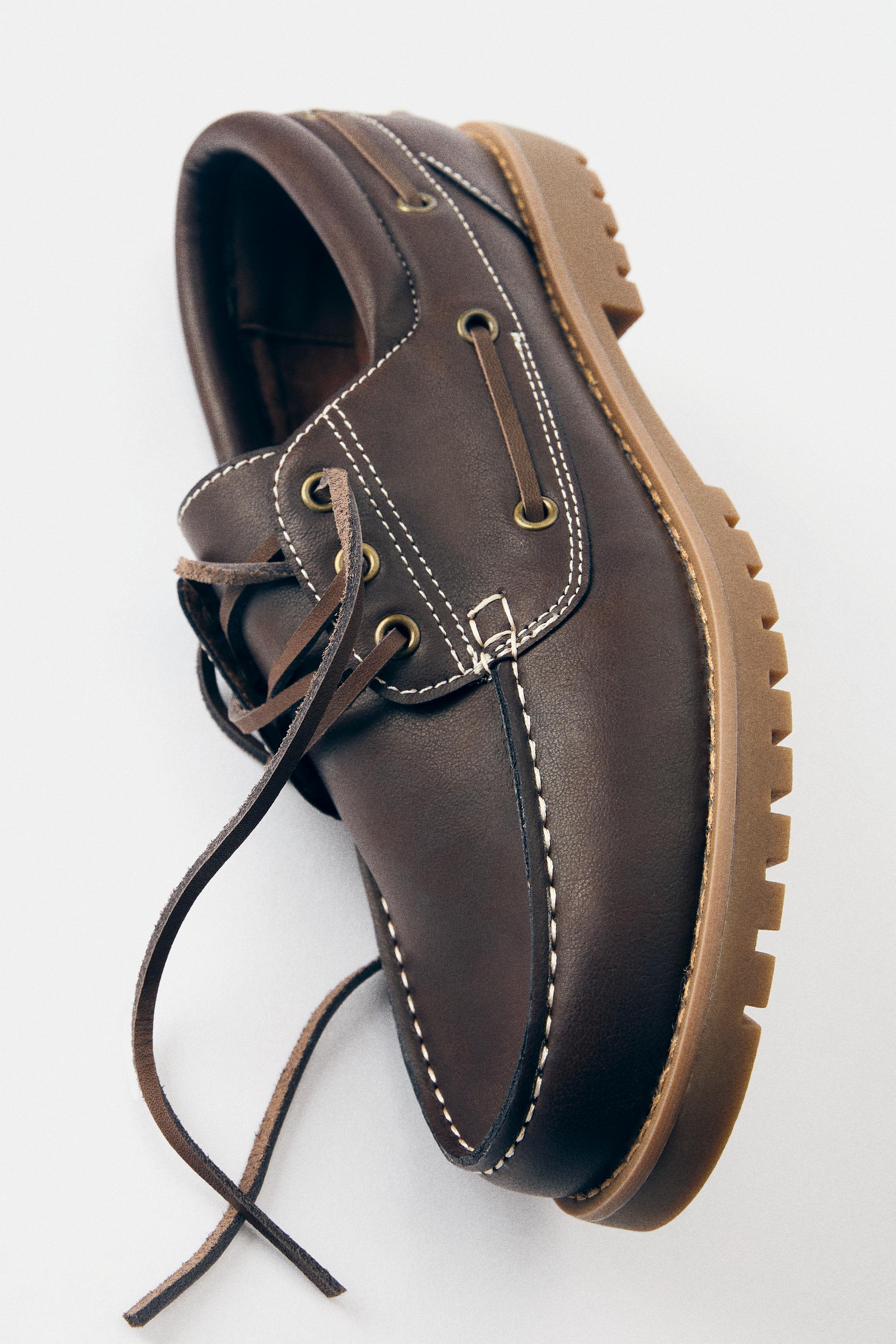 Boat shoes — Brown