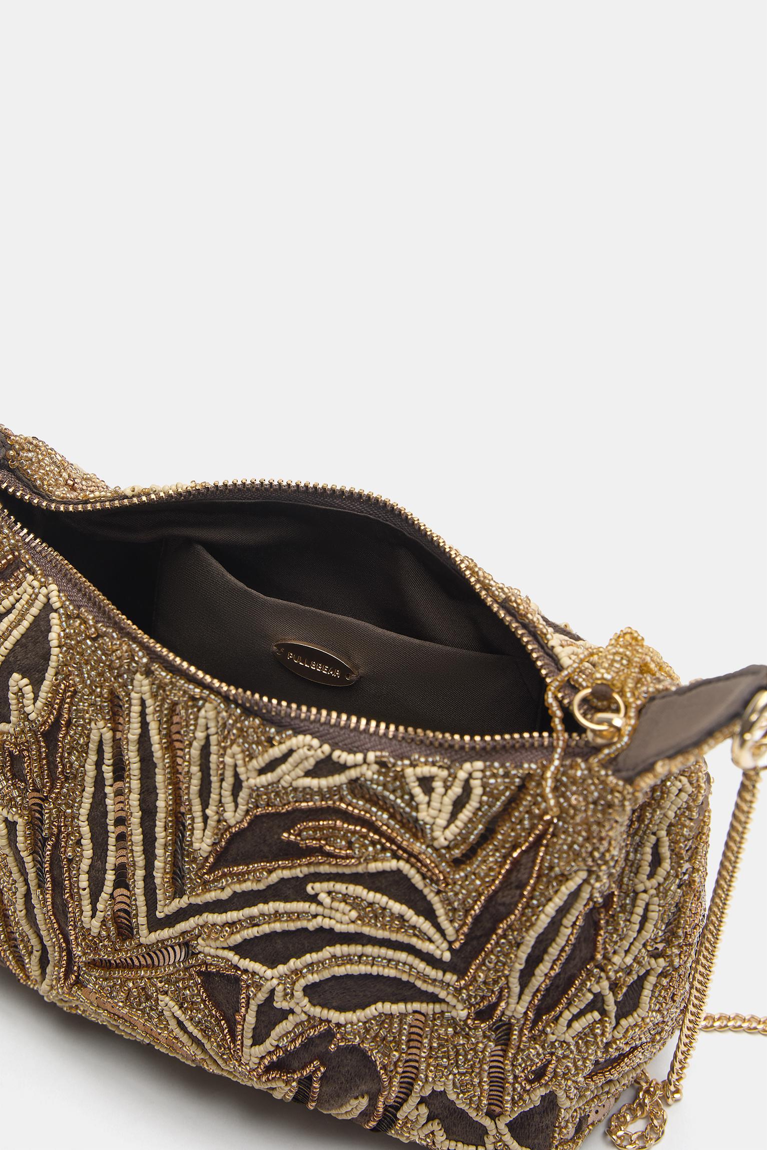 Beaded bag — Brown