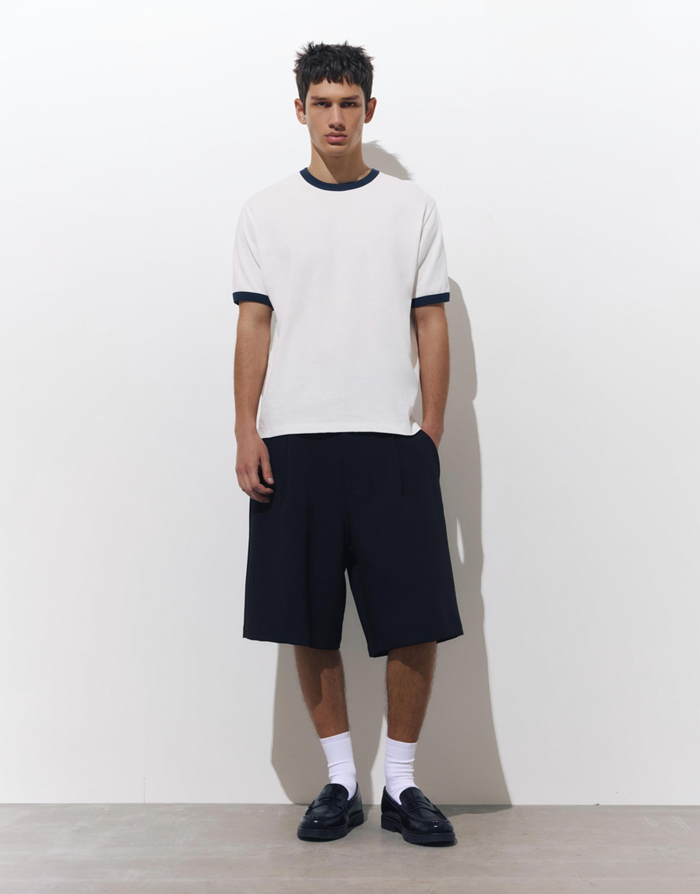 Contrast trim T-shirt — Off white