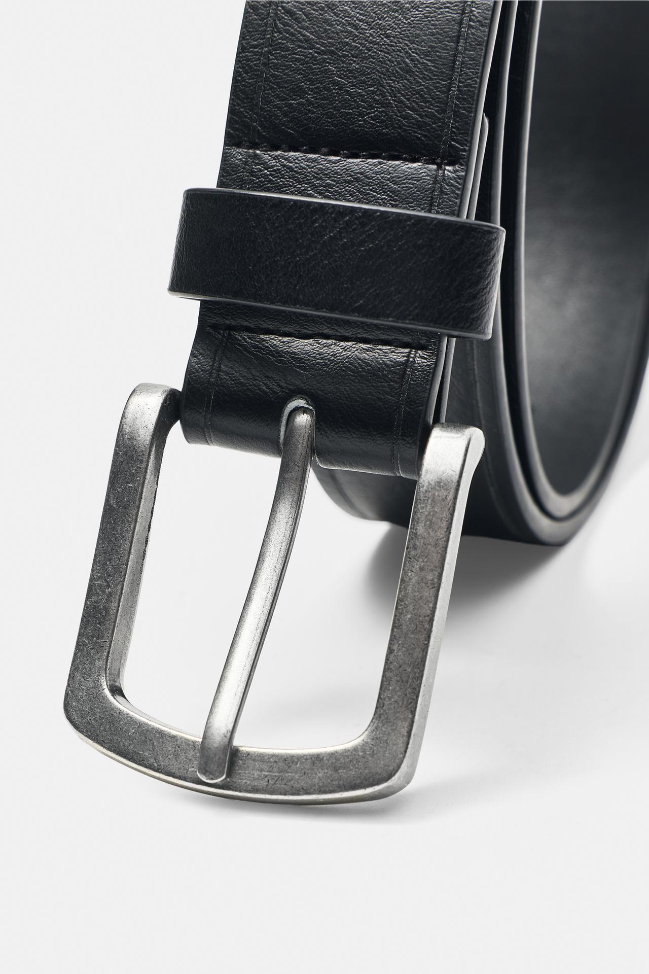 Leather effect belt — Black