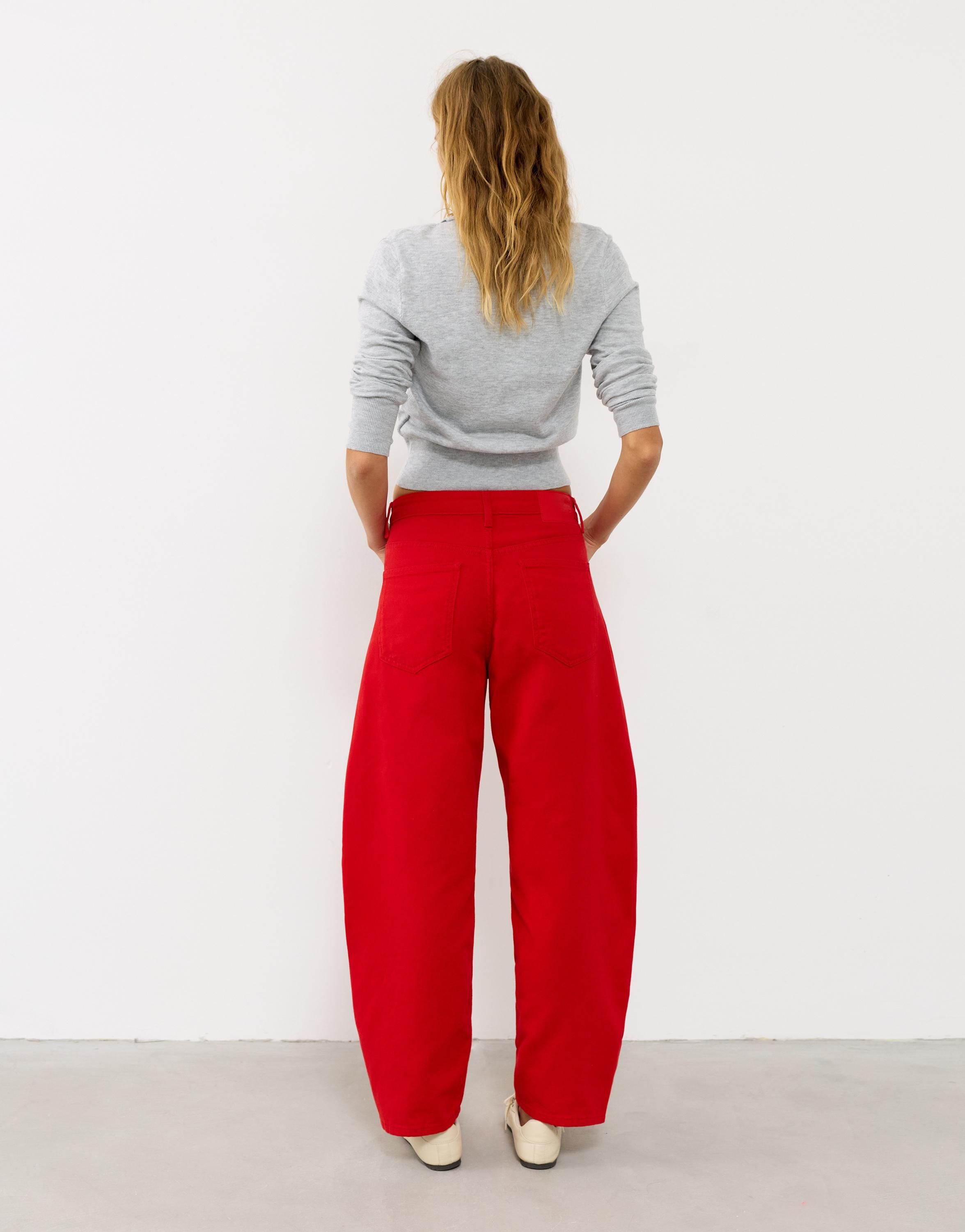 Low-rise barrel jeans — Red