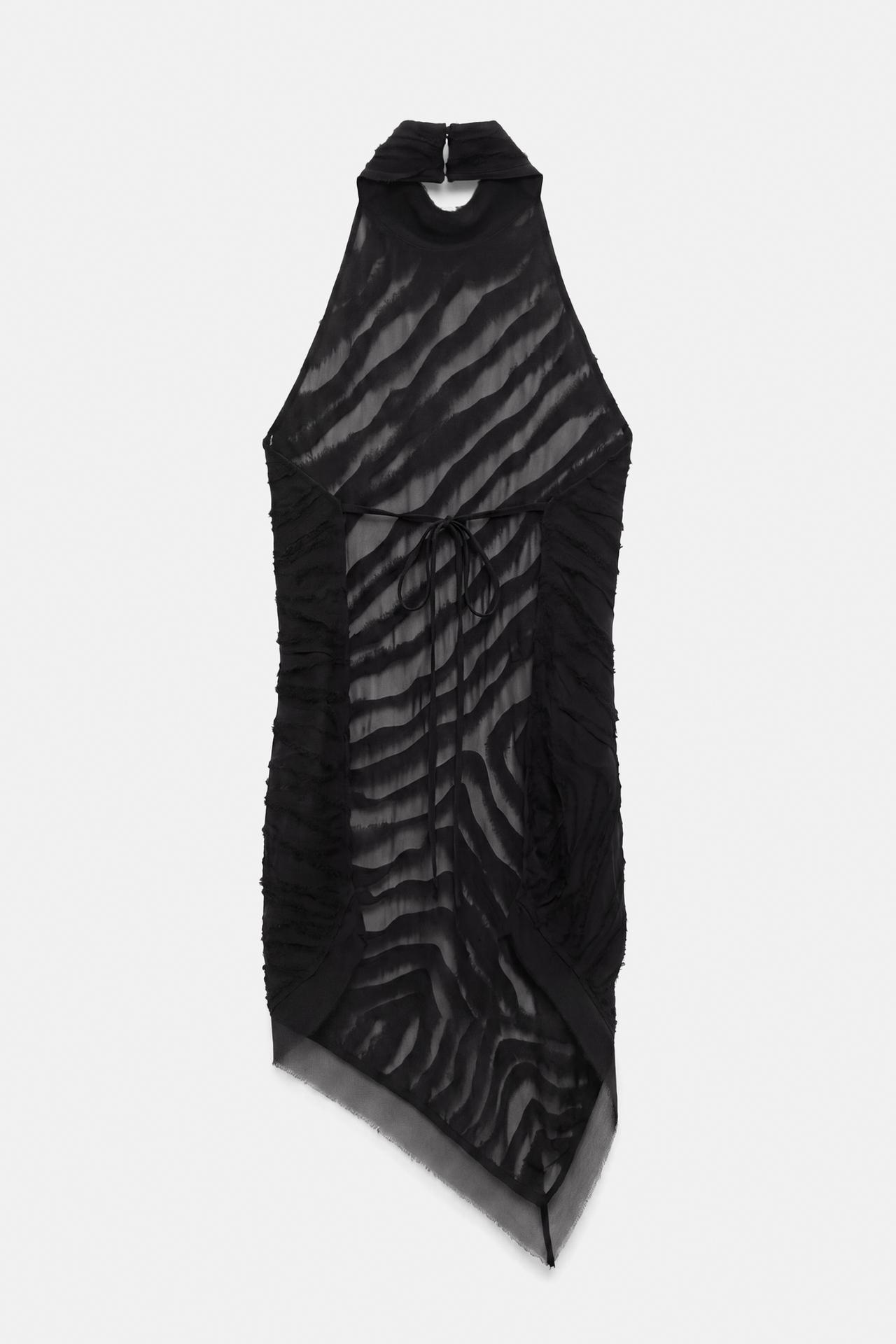Textured open-back halter top — Black