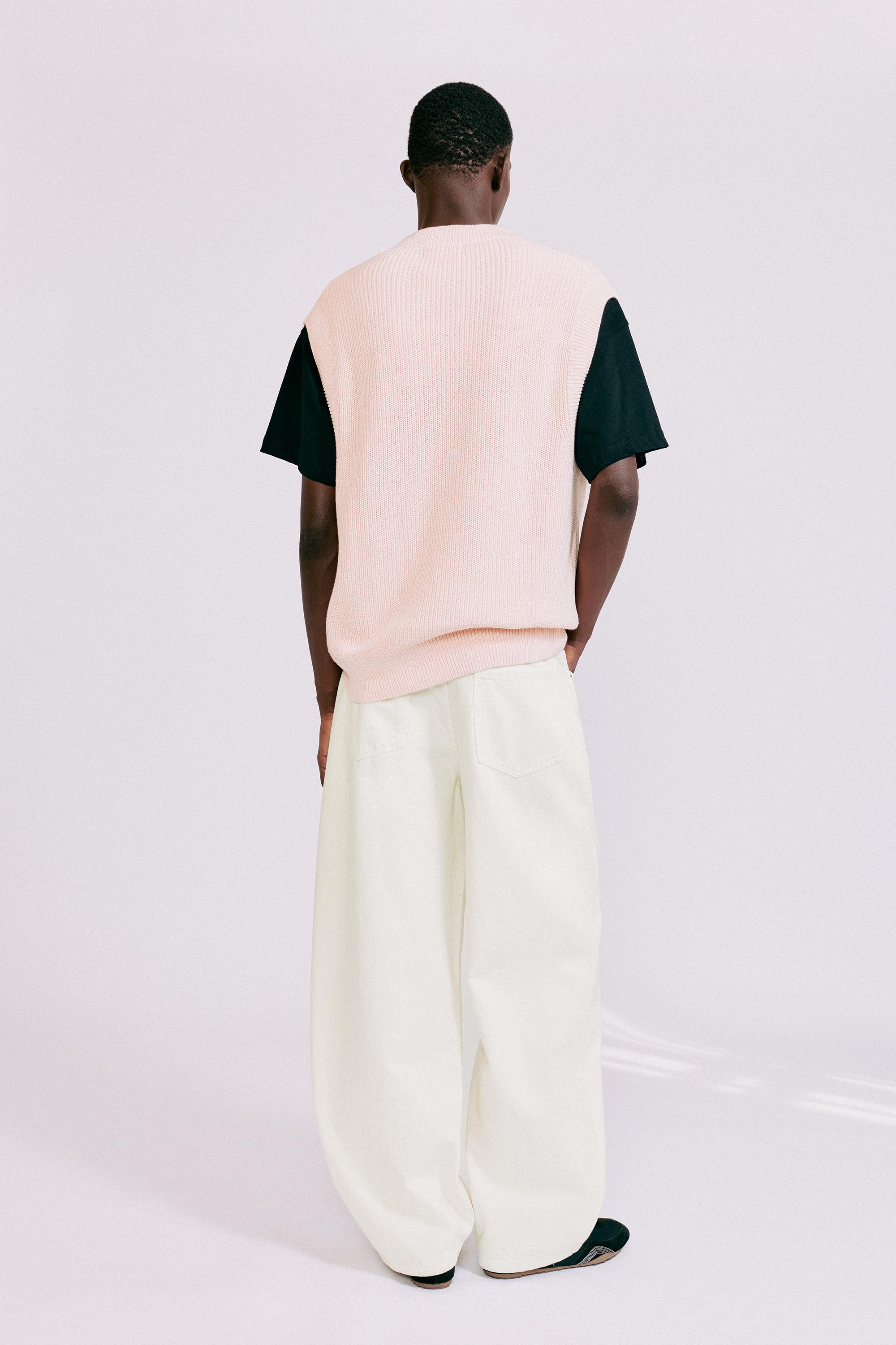 Knit vest — Pastel pink