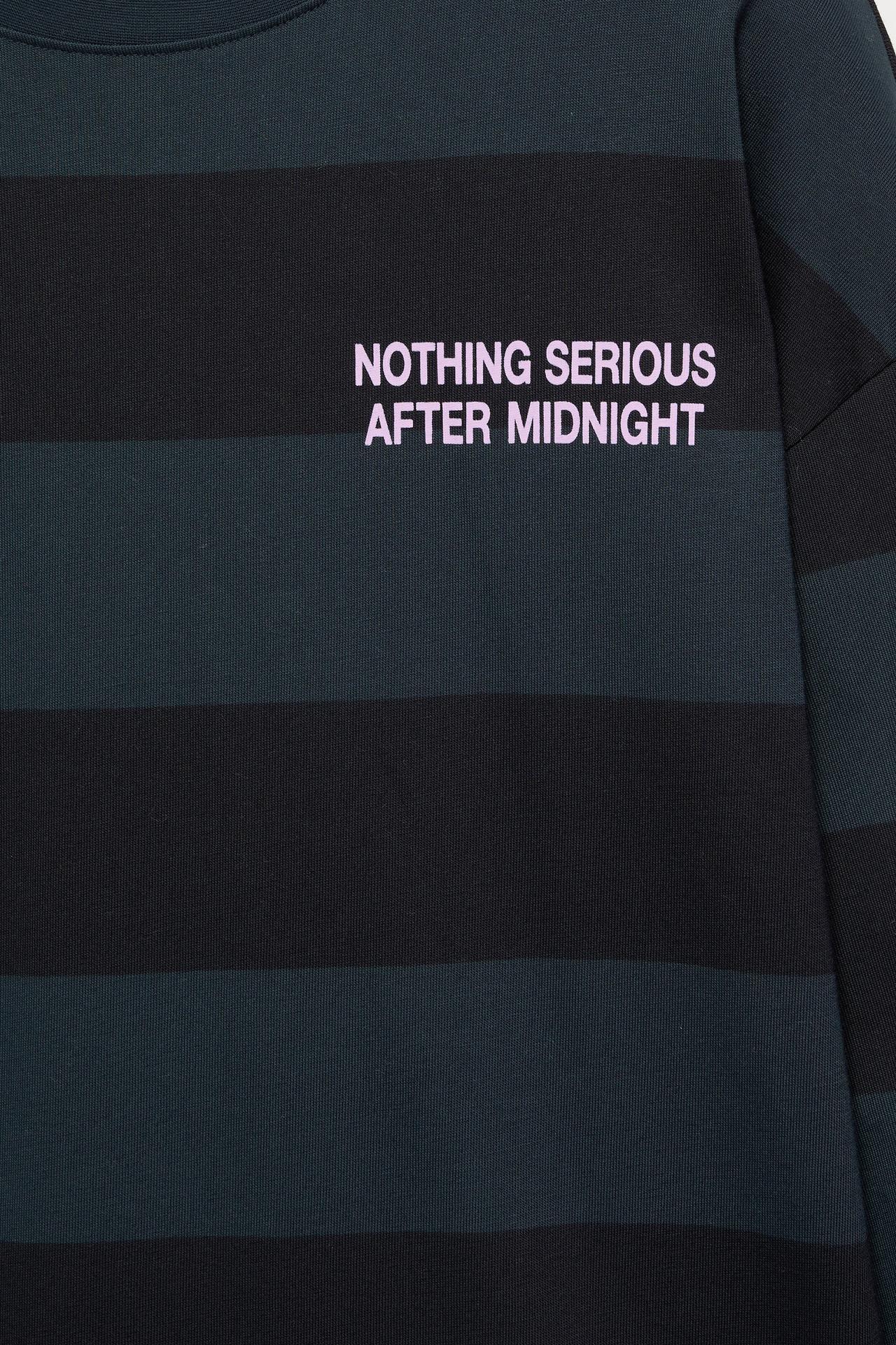 Striped text T-shirt — Striped