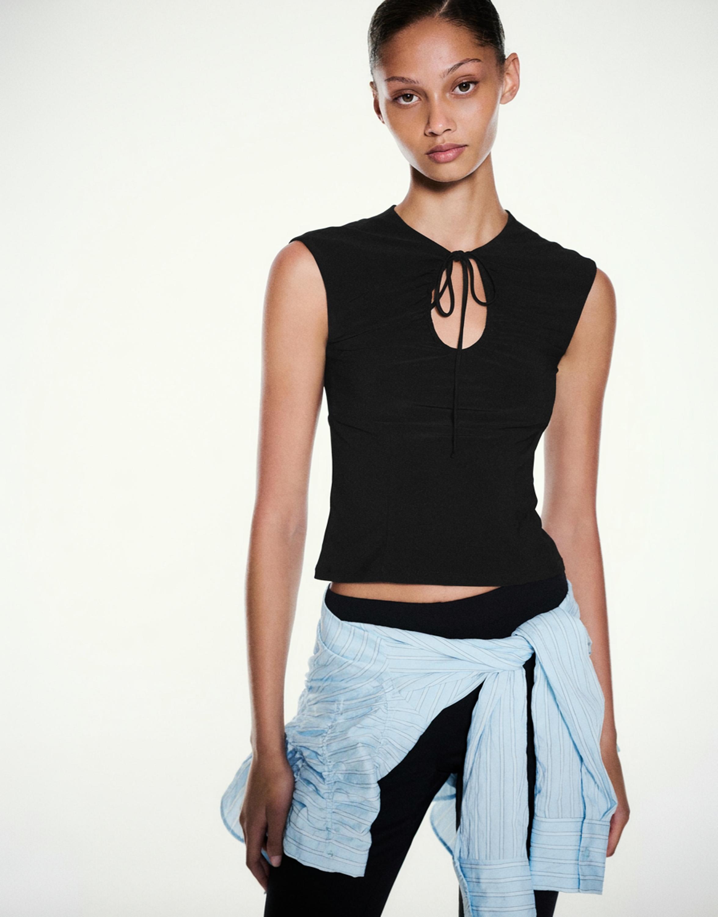Gathered tie-neck top — Black