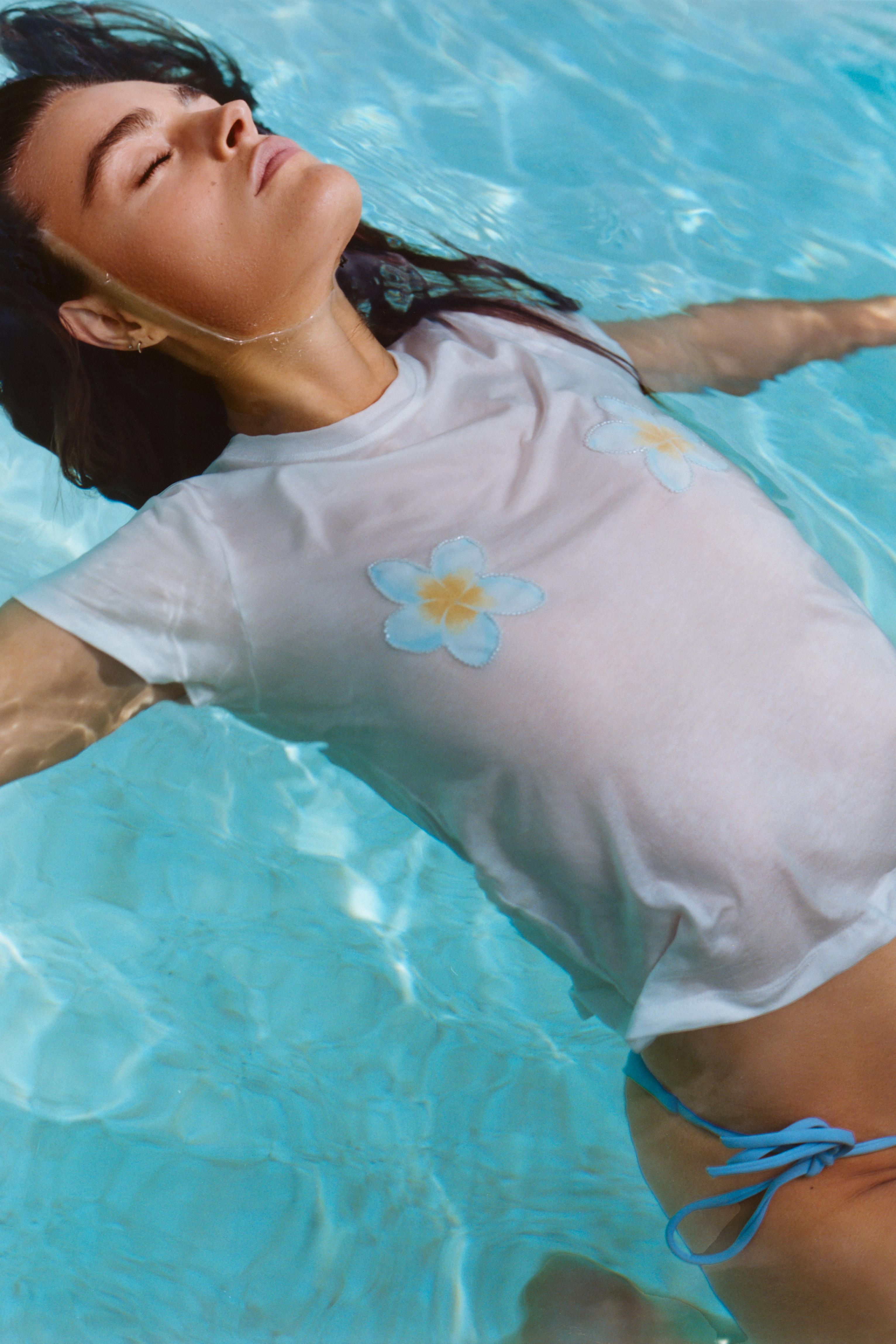 Tahiti floral T-shirt — Ice