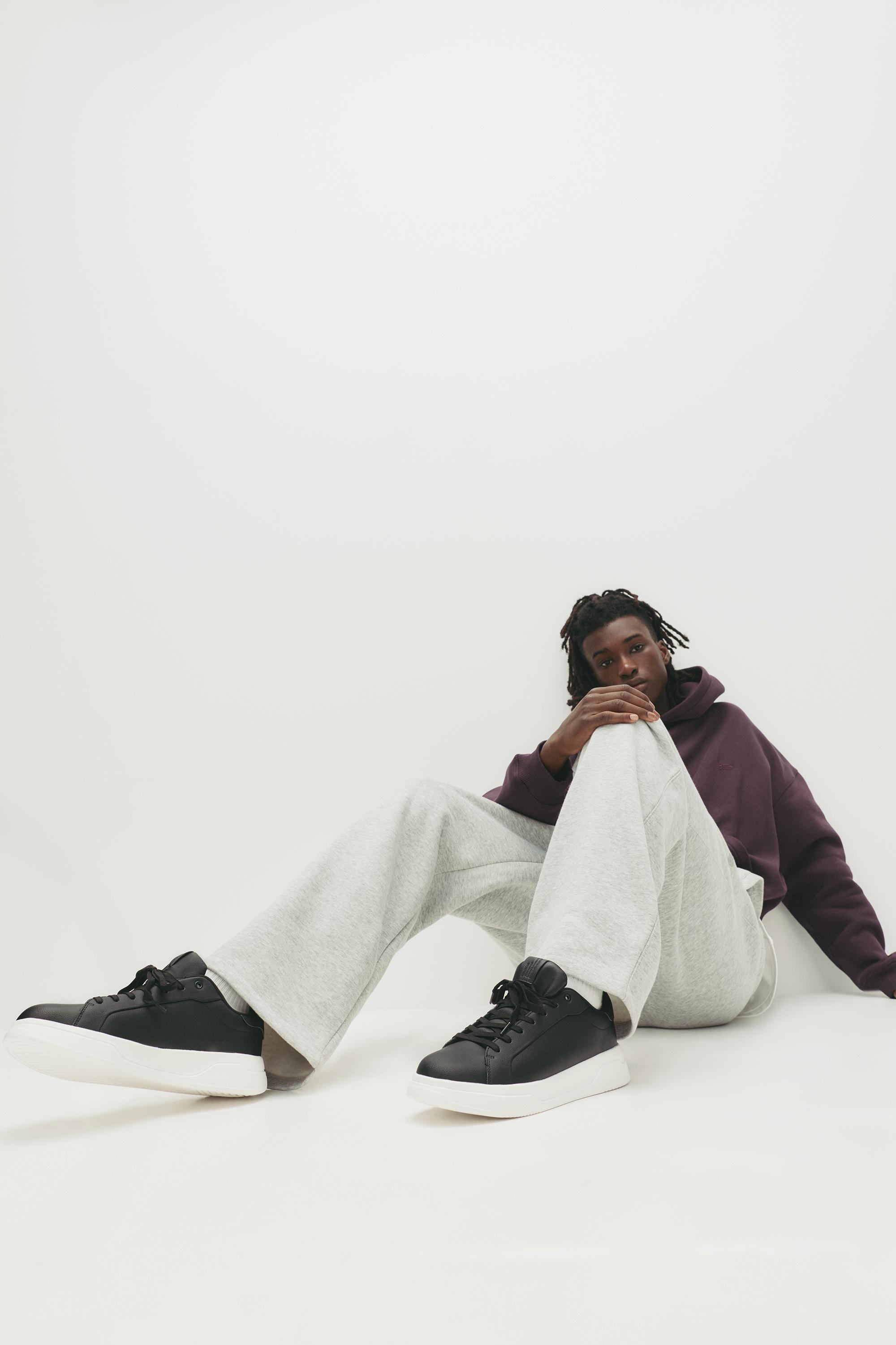 Chunky trainers — Contrast