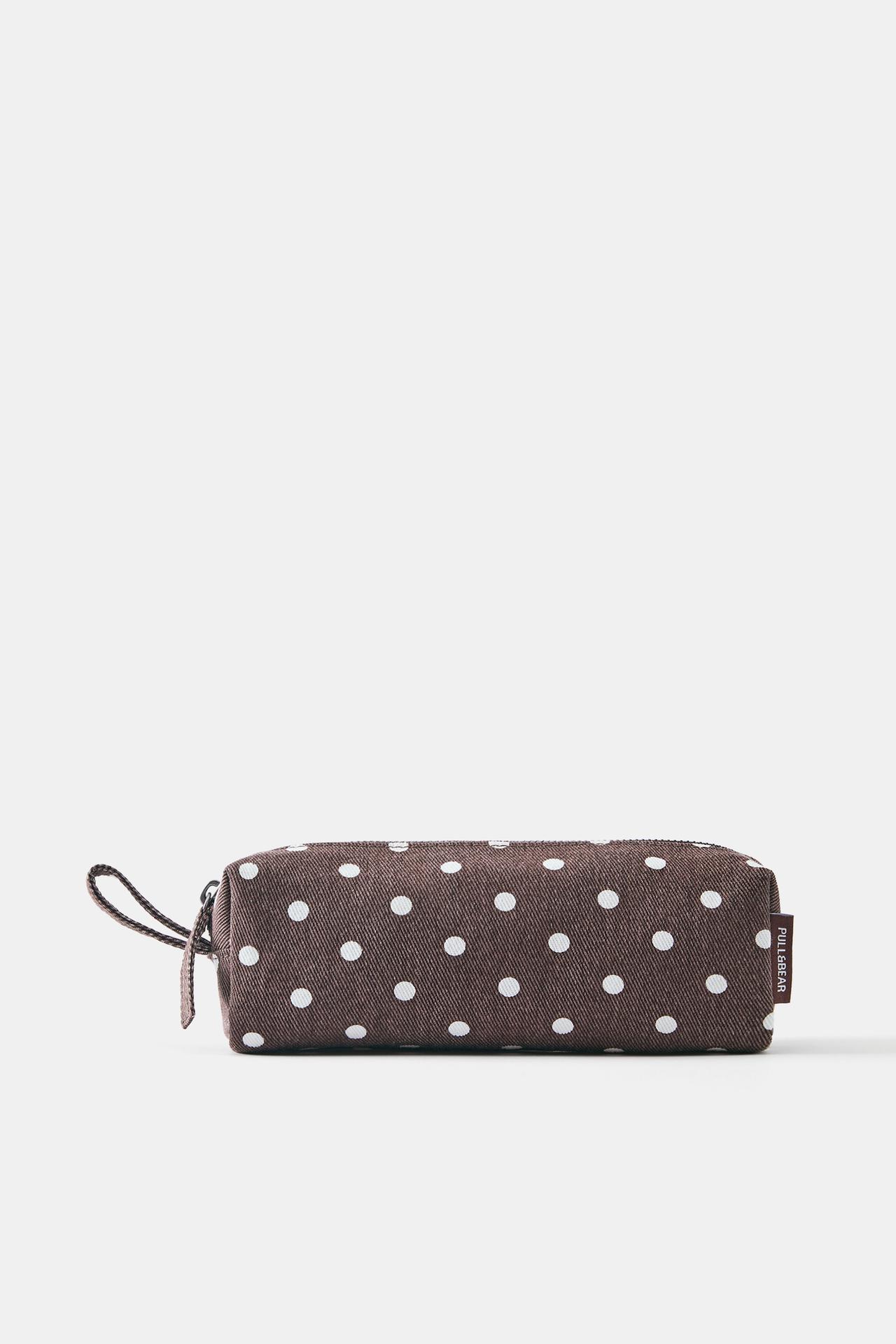 Polka dot case — Brown