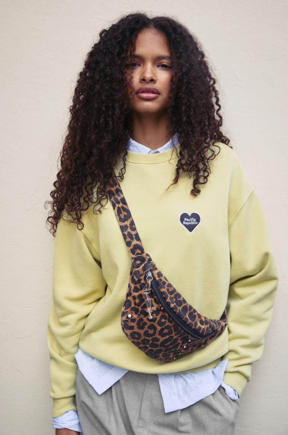 Leopard print fanny pack pull&bear