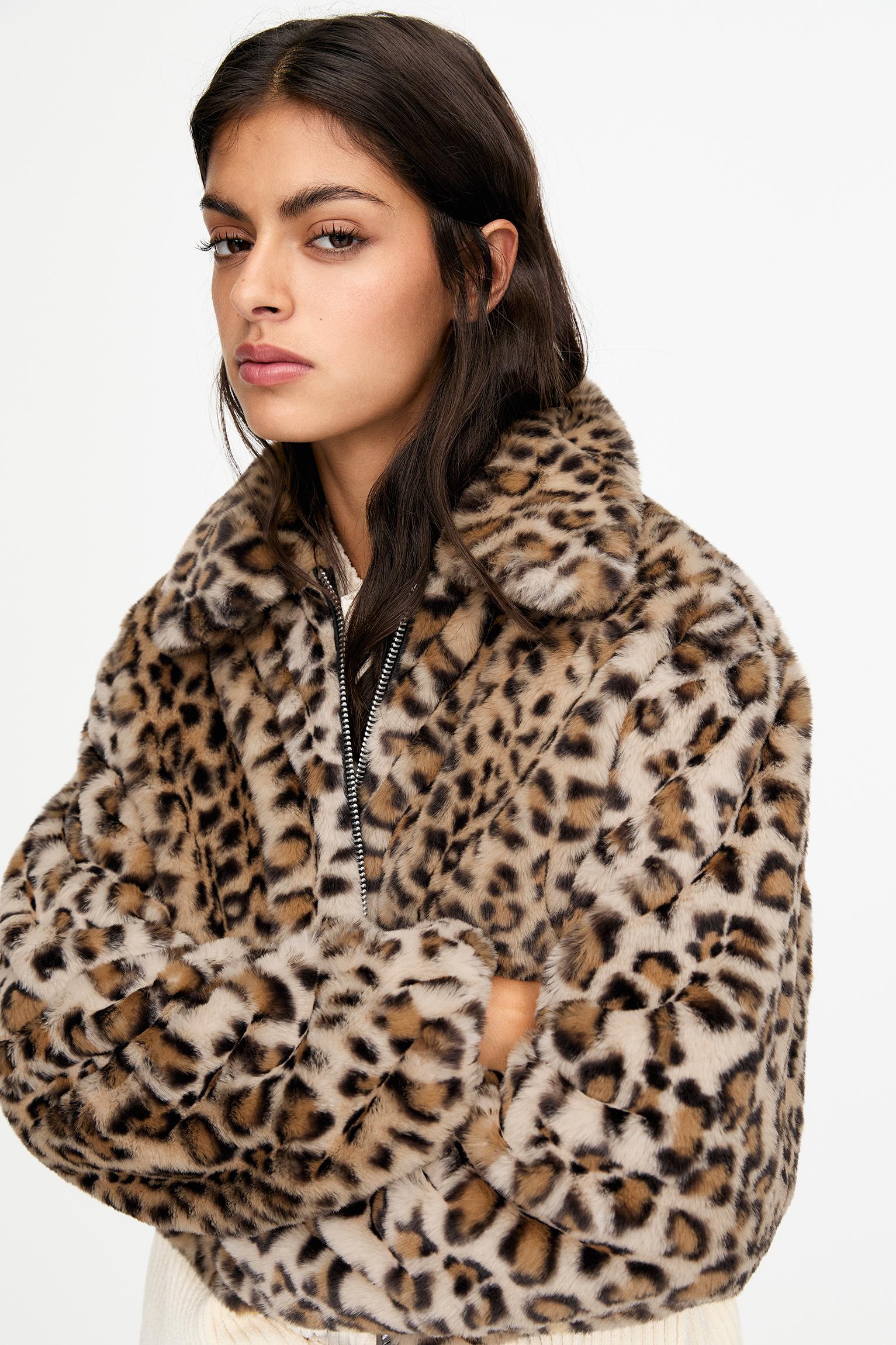 Faux fur leopard print jacket PULL BEAR