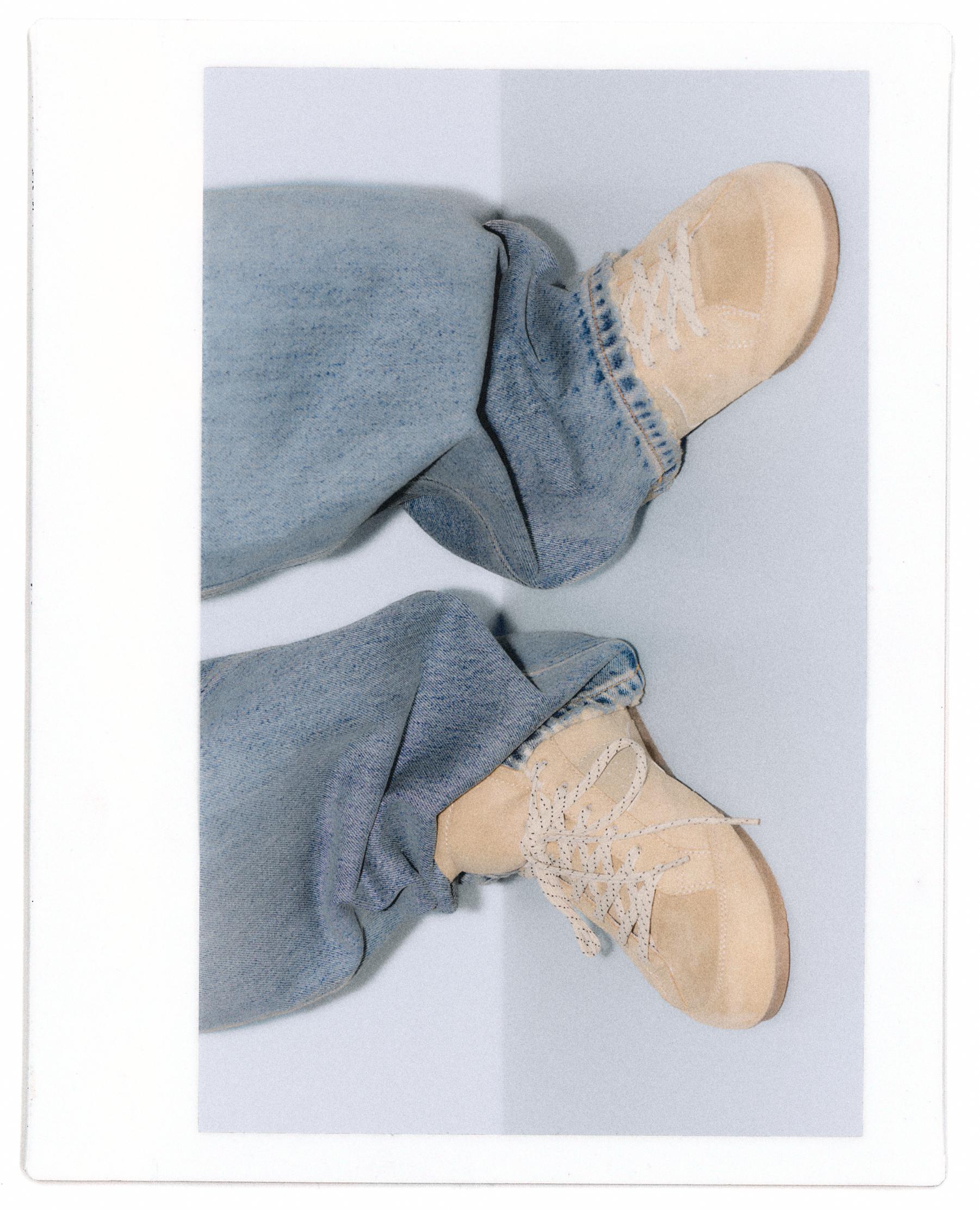 Ripped straight-leg jeans — Medium blue