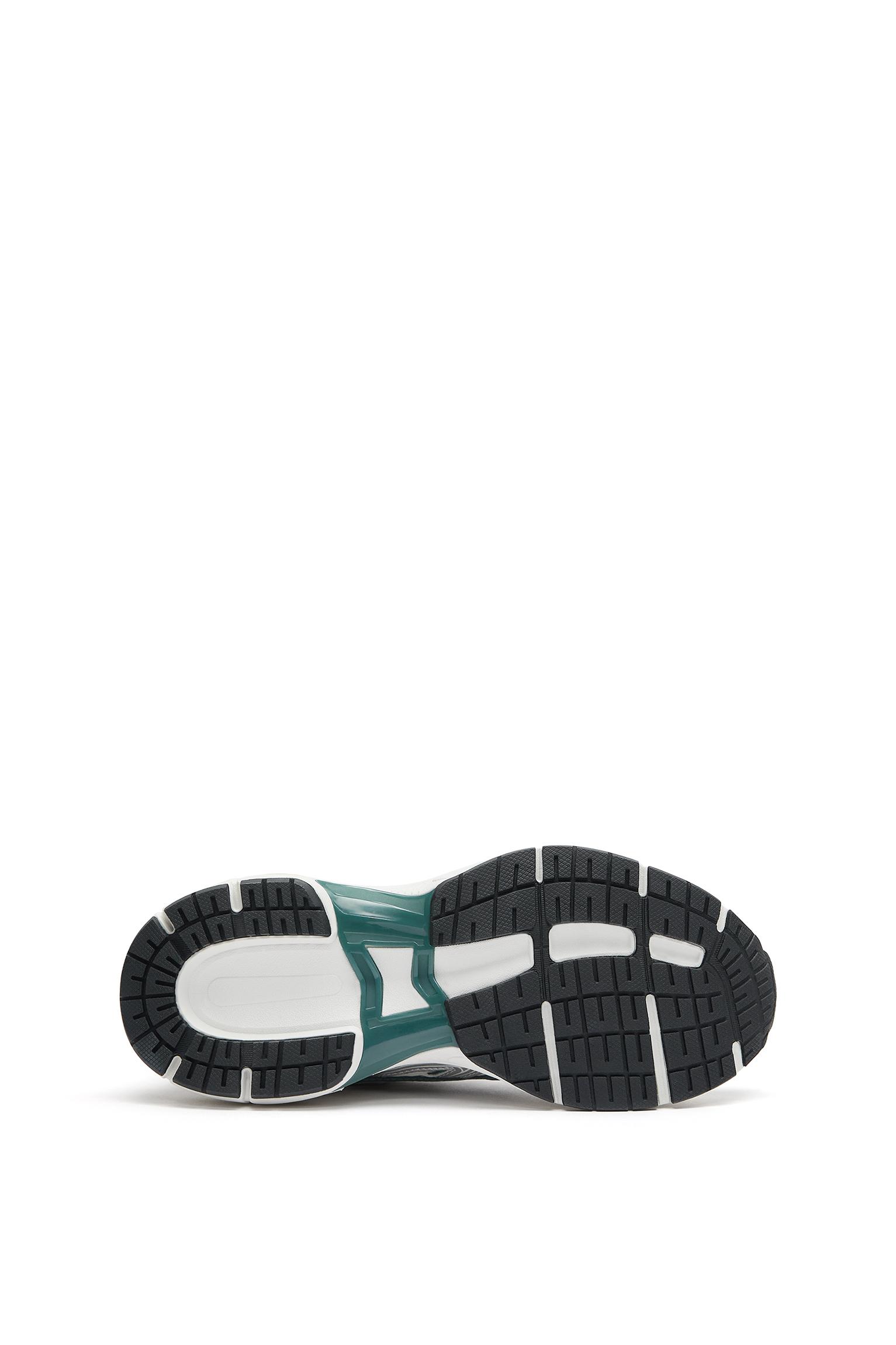 Often 02 trainers — White