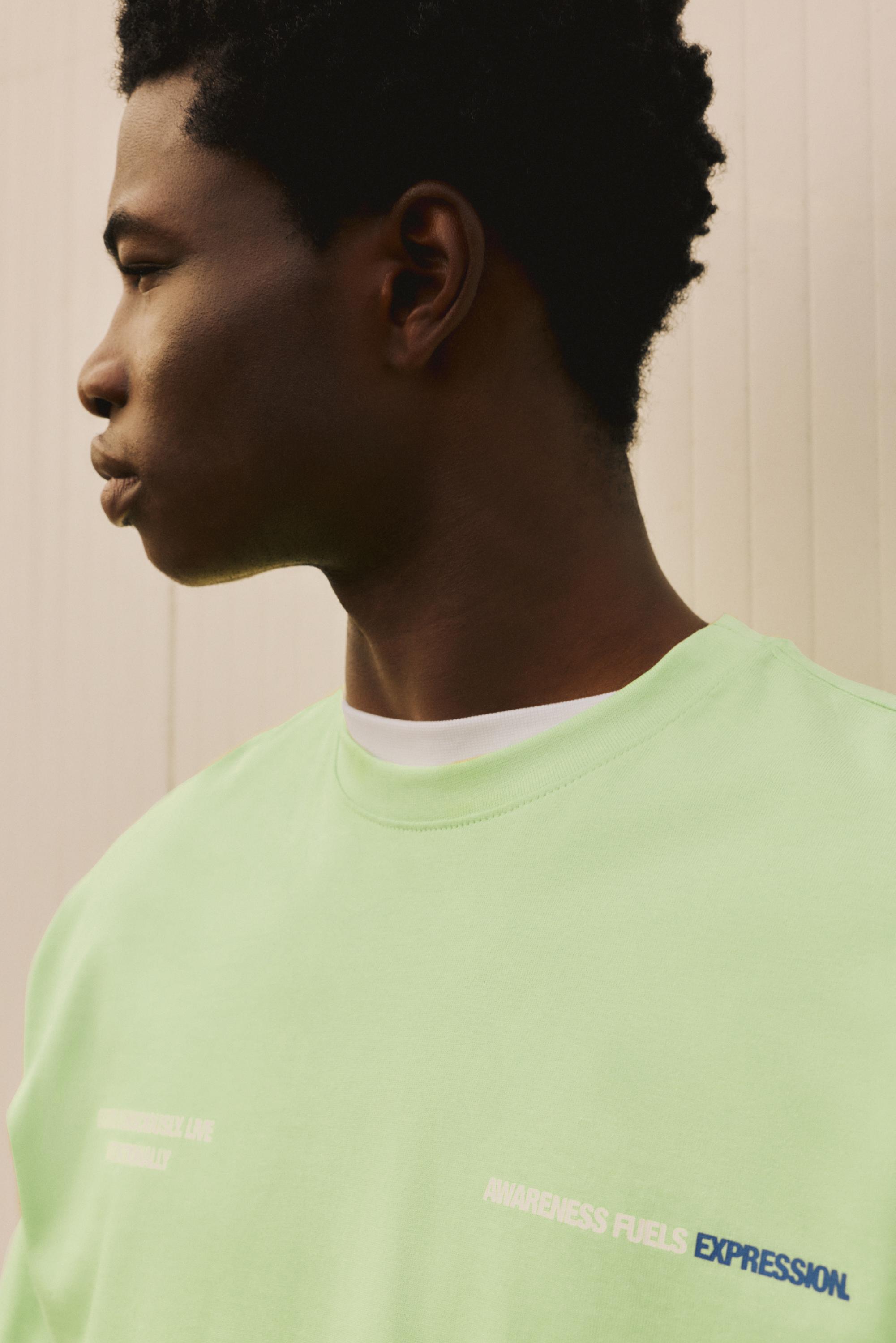T-Shirt Grafica Stwd