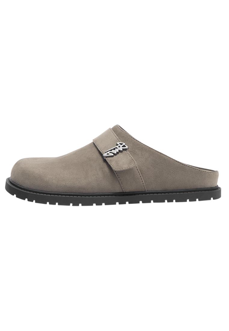 Clogs with STWD buckle — Grey