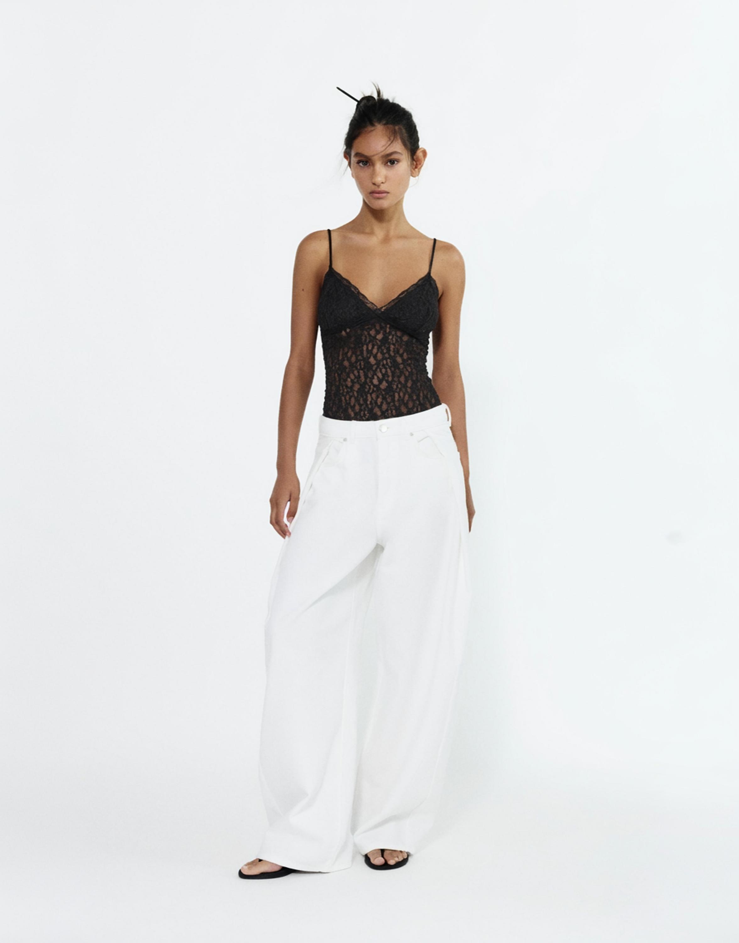 Strappy lace bodysuit — Black