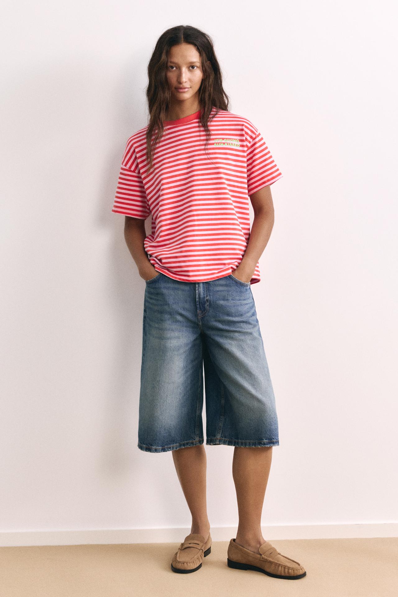 Striped T-shirt with text — 0-964