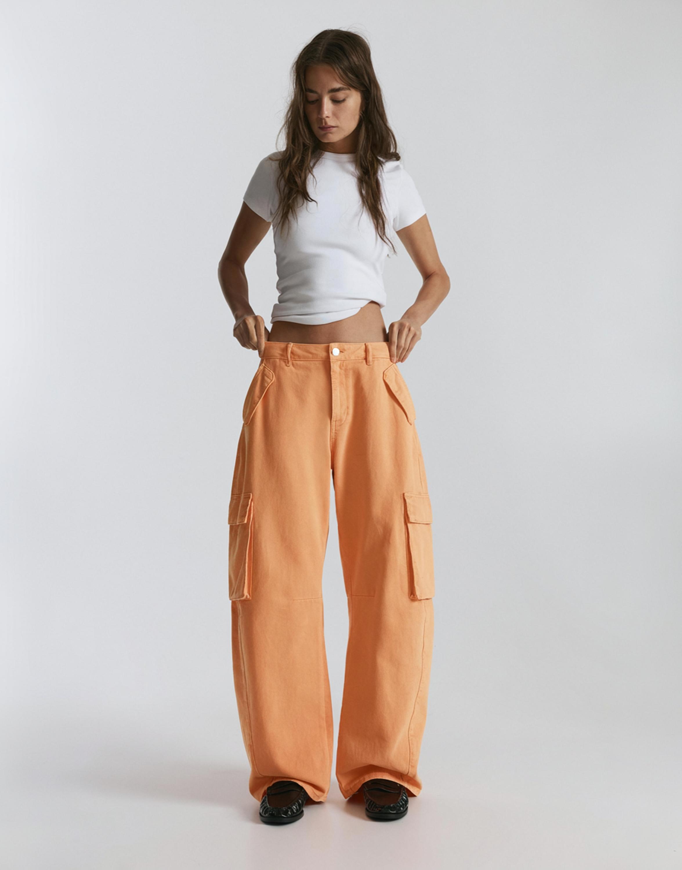 Balloon fit cargo trousers — Orange
