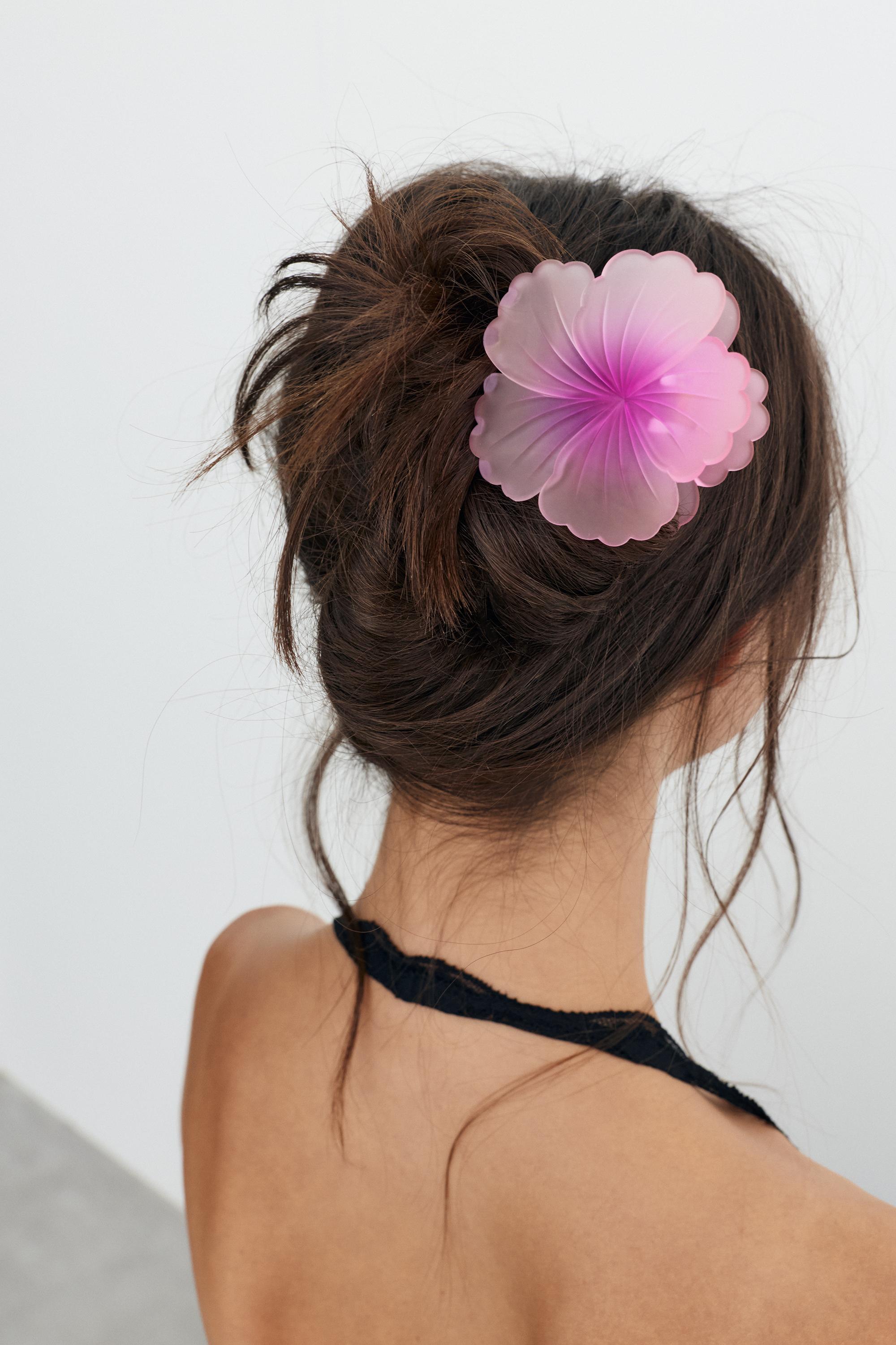 Flower hair clip — Pink